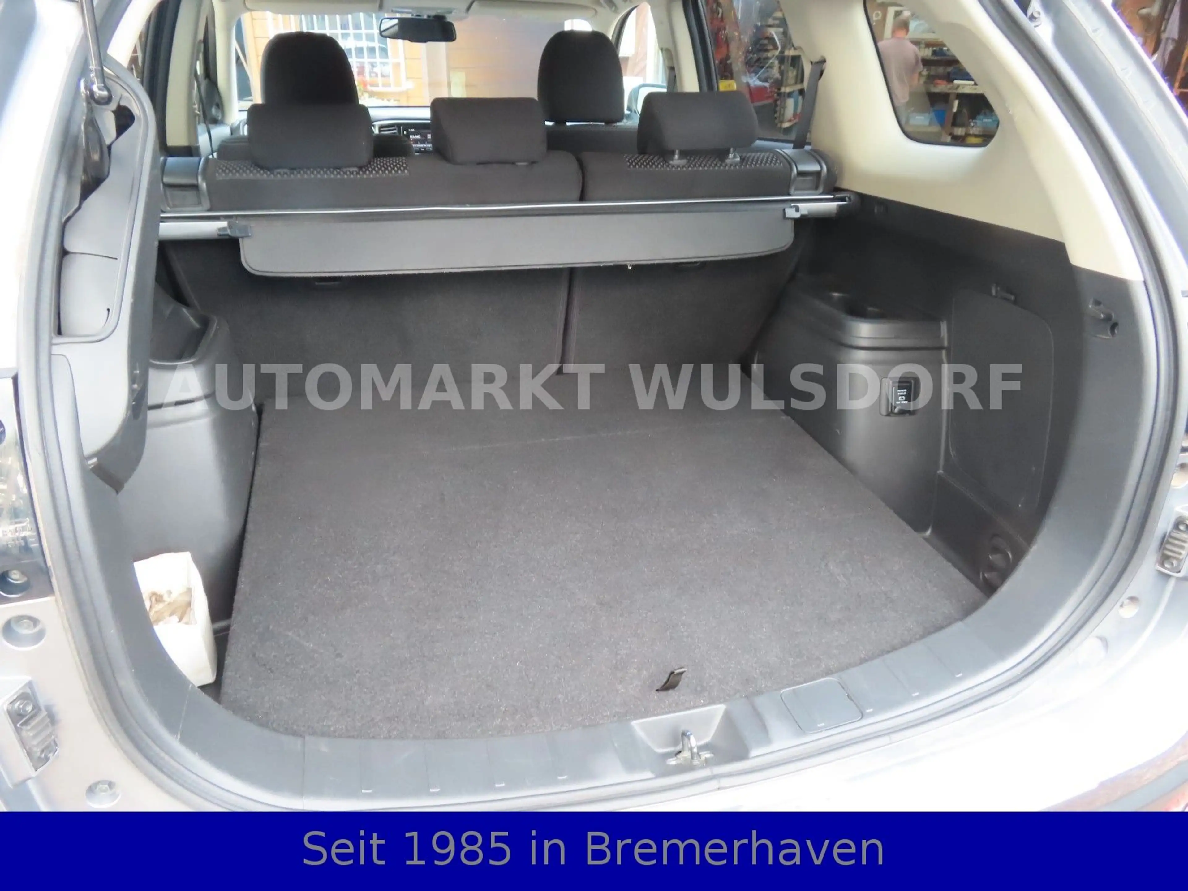 Mitsubishi Outlander Edition+ 4WD,1 Hd,Scheckh,Automatik, — photo 9