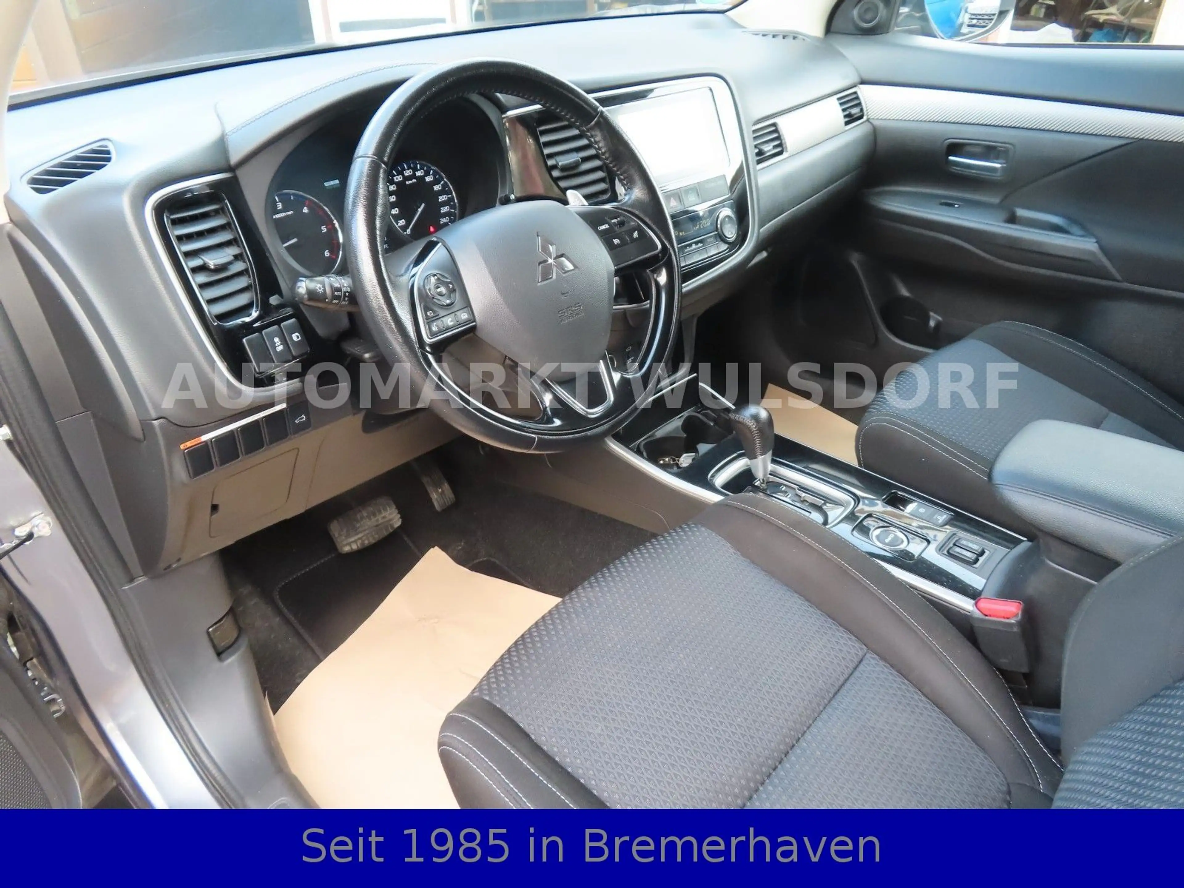 Mitsubishi Outlander Edition+ 4WD,1 Hd,Scheckh,Automatik, — photo 7