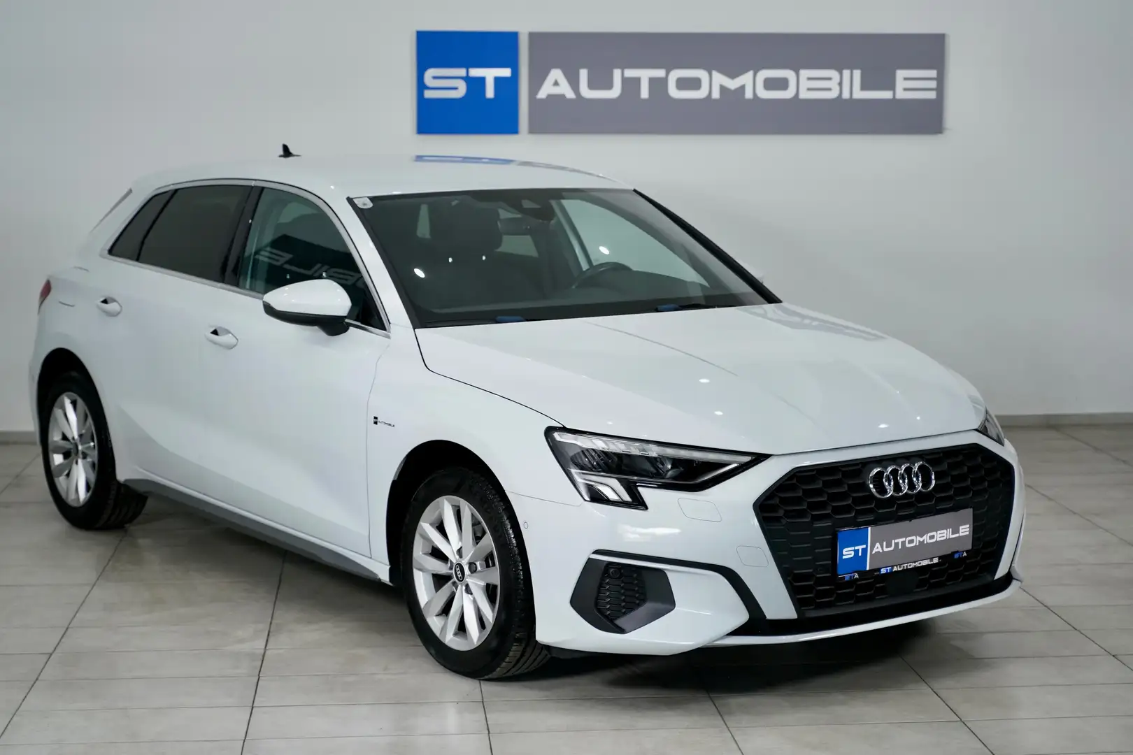 Audi A3 SB 30 TDI // NEUES MODELL // NETTO: 15.825,-- Weiß - 2