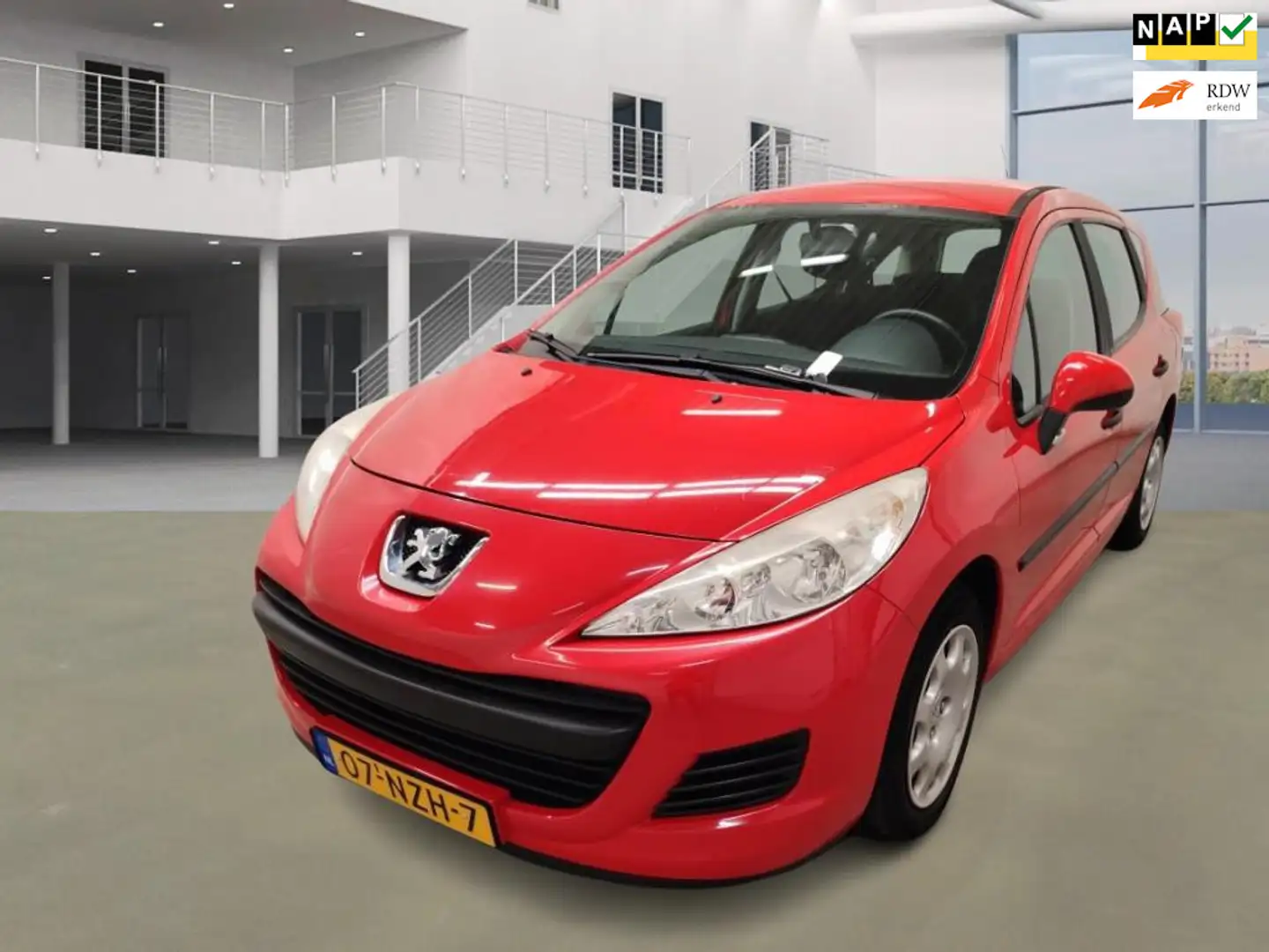 Peugeot 207 SW 1.4 XR Red - 1