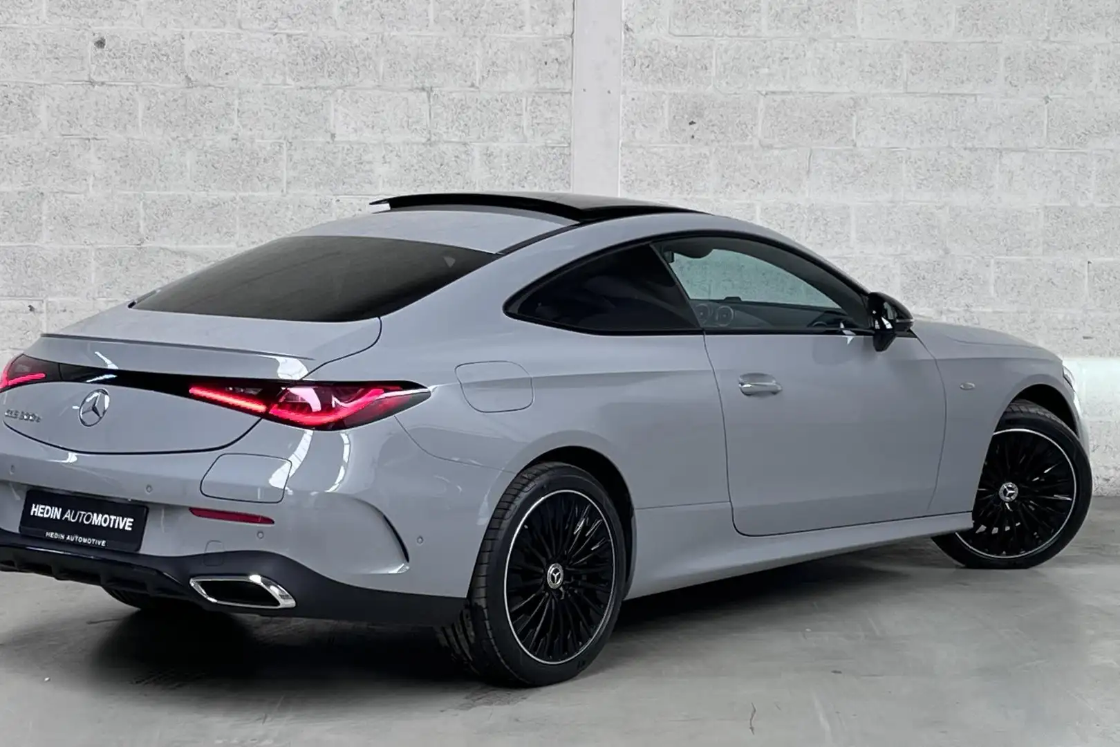 Mercedes-Benz CLE 300 CLE 300e Coupé Automaat AMG Line | MANUFAKTUR | Pr Grijs - 2