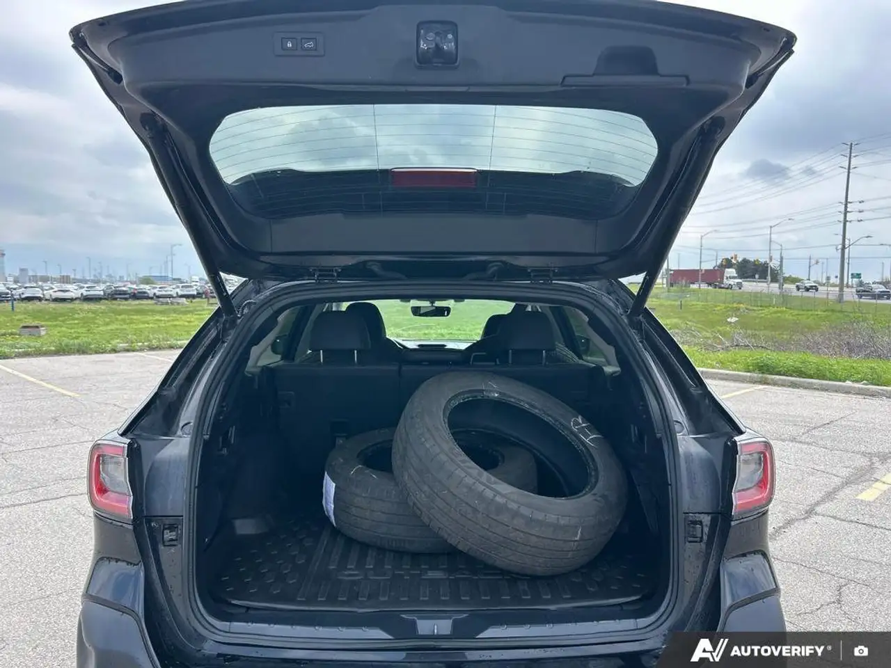Subaru OUTBACK снимка Subaru OUTBACK