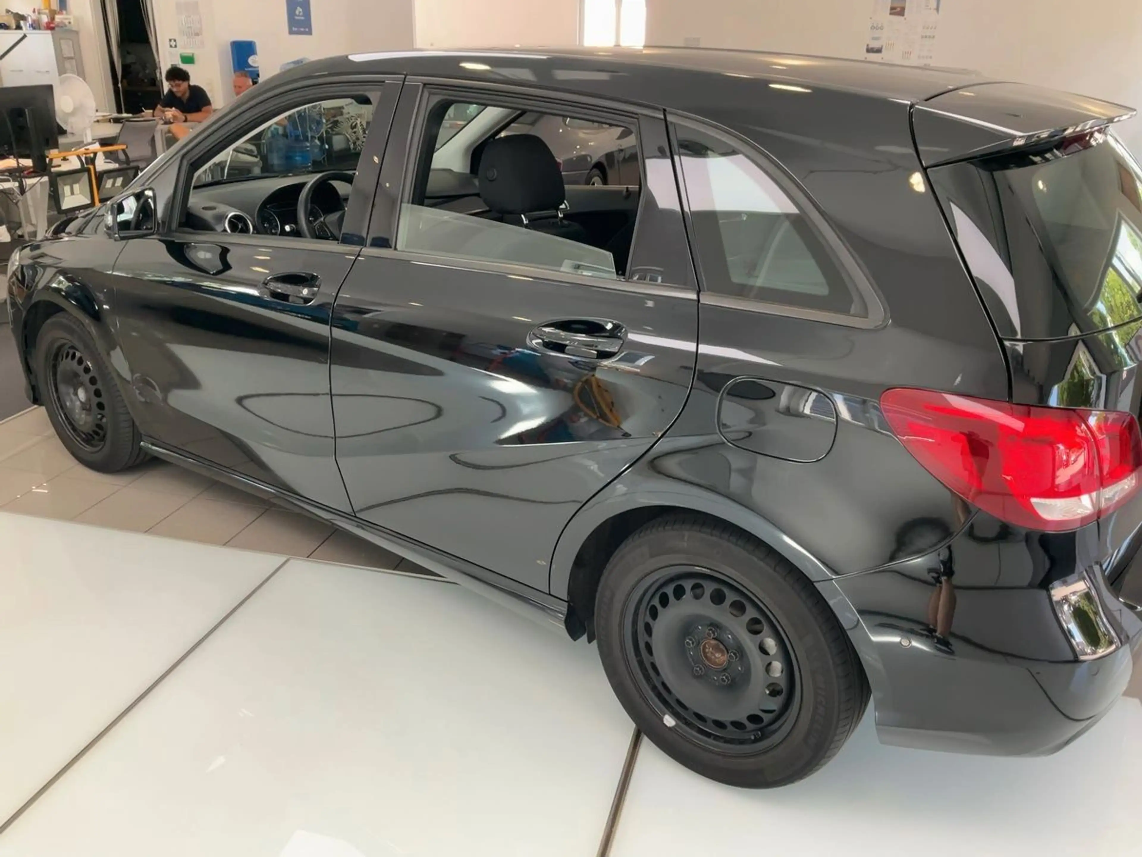 Mercedes-Benz B 200 CDI*Automatik*SHZ*PDC*TMp*Navi*Tüv Neu — photo 5