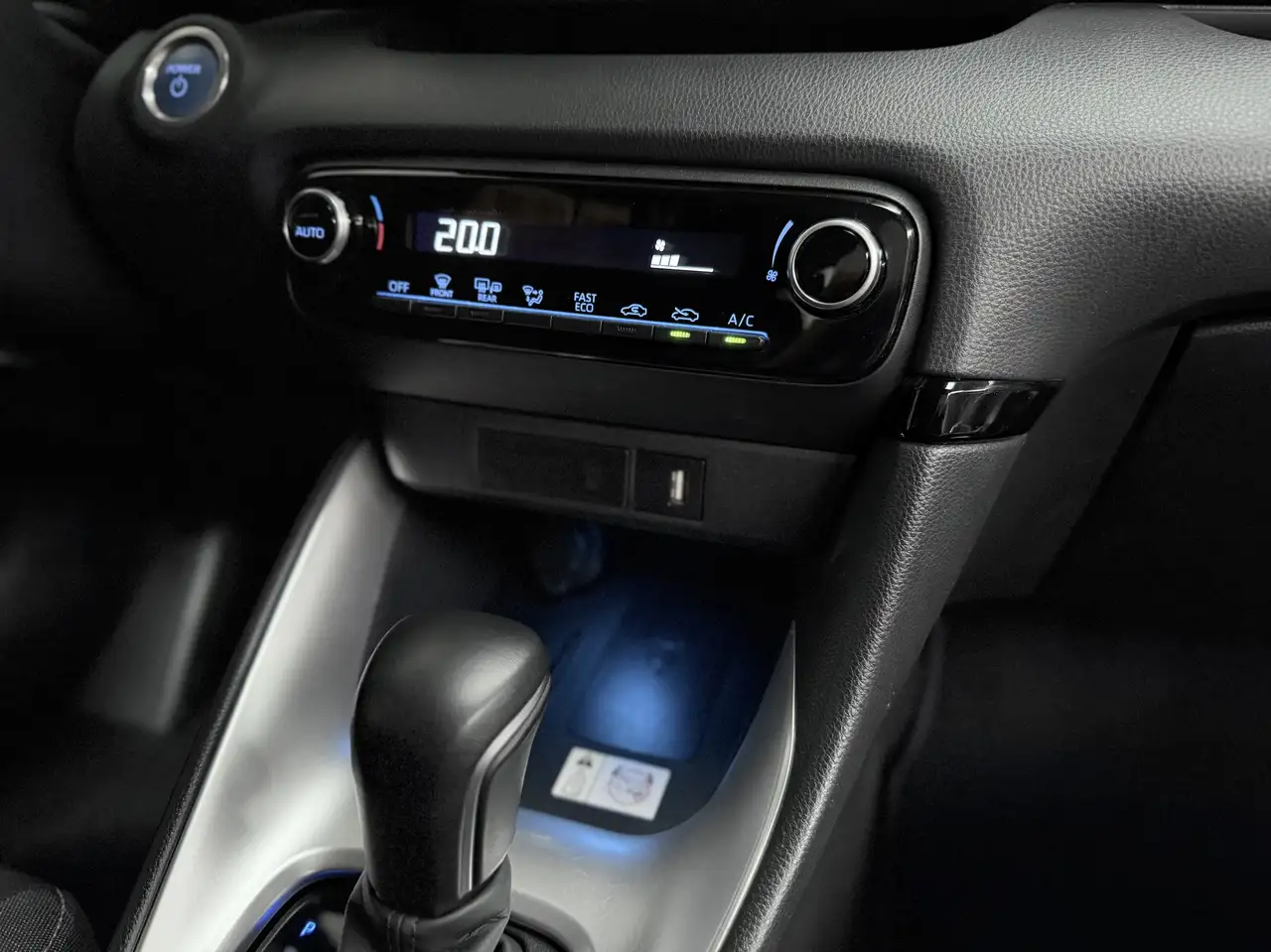 Toyota Yaris Yaris 1.5i Dual VVT-iE CVT | CARPLAY | FULL LED 14