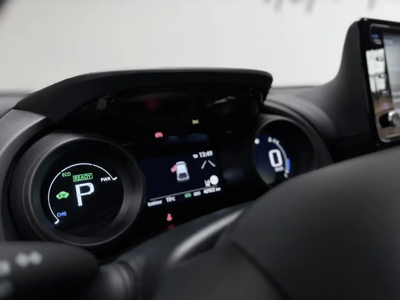 Toyota Yaris Yaris 1.5i Dual VVT-iE CVT | CARPLAY | FULL LED 15