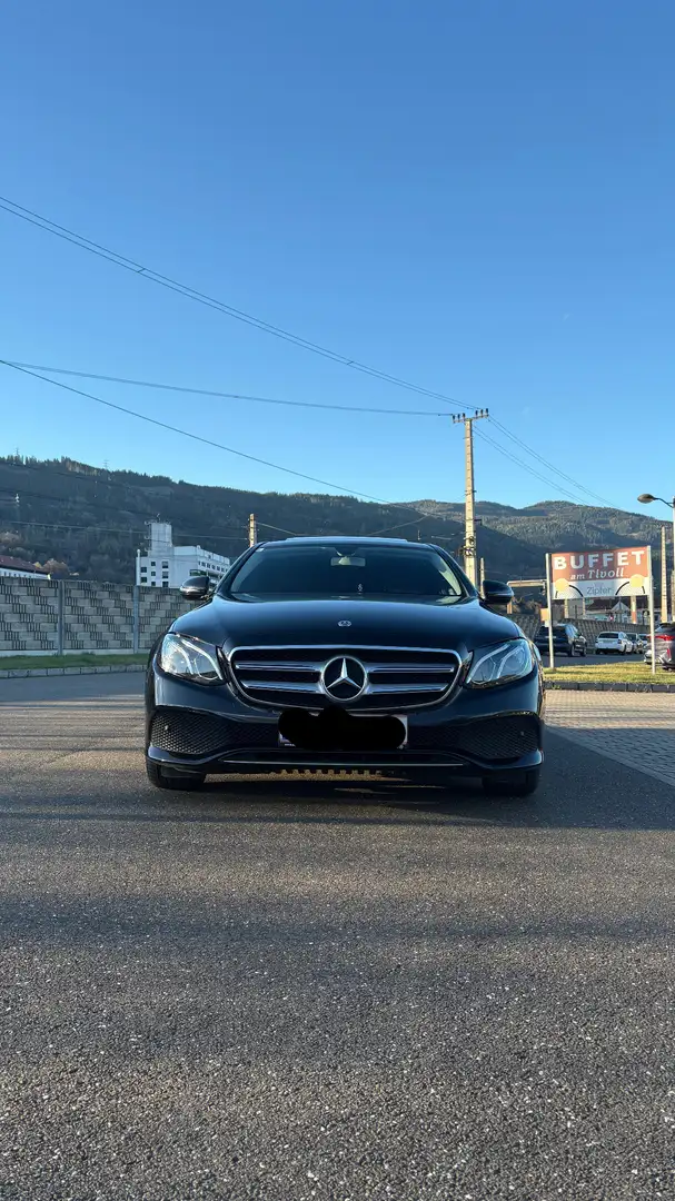 Mercedes-Benz E 220 d Aut. - 2