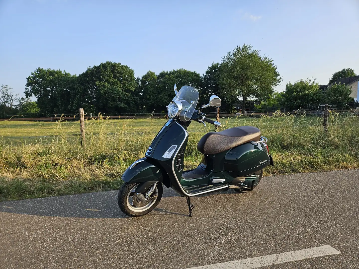 Vespa GTS Touring 300 touring Green - 2