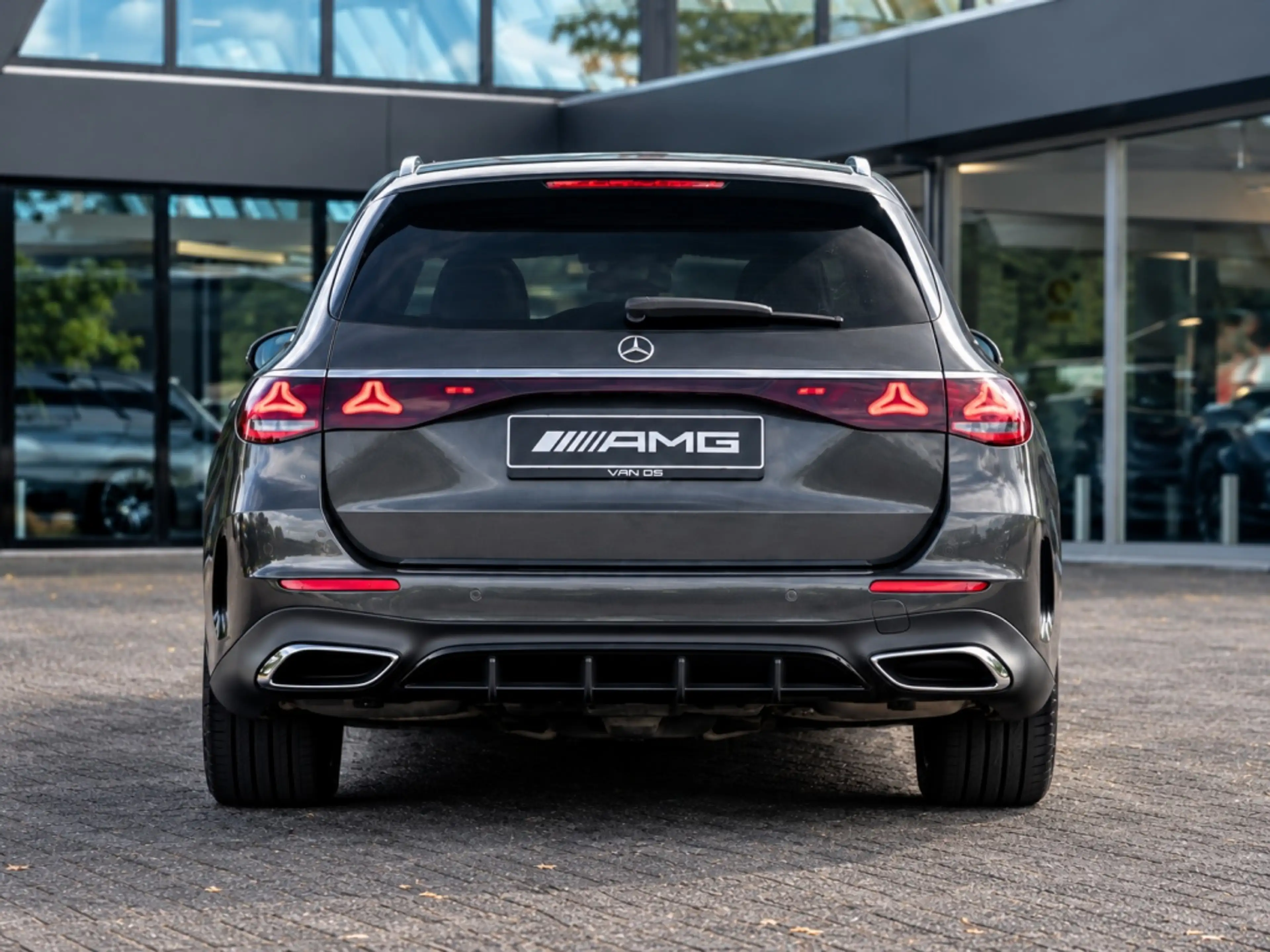 Mercedes-Benz E 450 E-Estate 4MATIC Estate | AMG Line | Premium Plus | — photo 9
