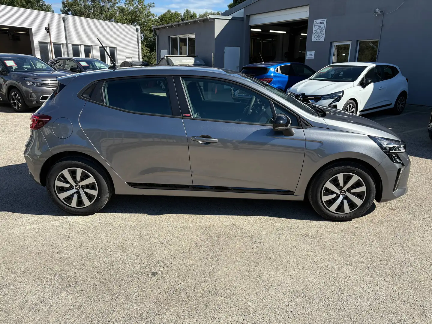Mitsubishi Colt 1,0 MPI-T Invite Grau - 2