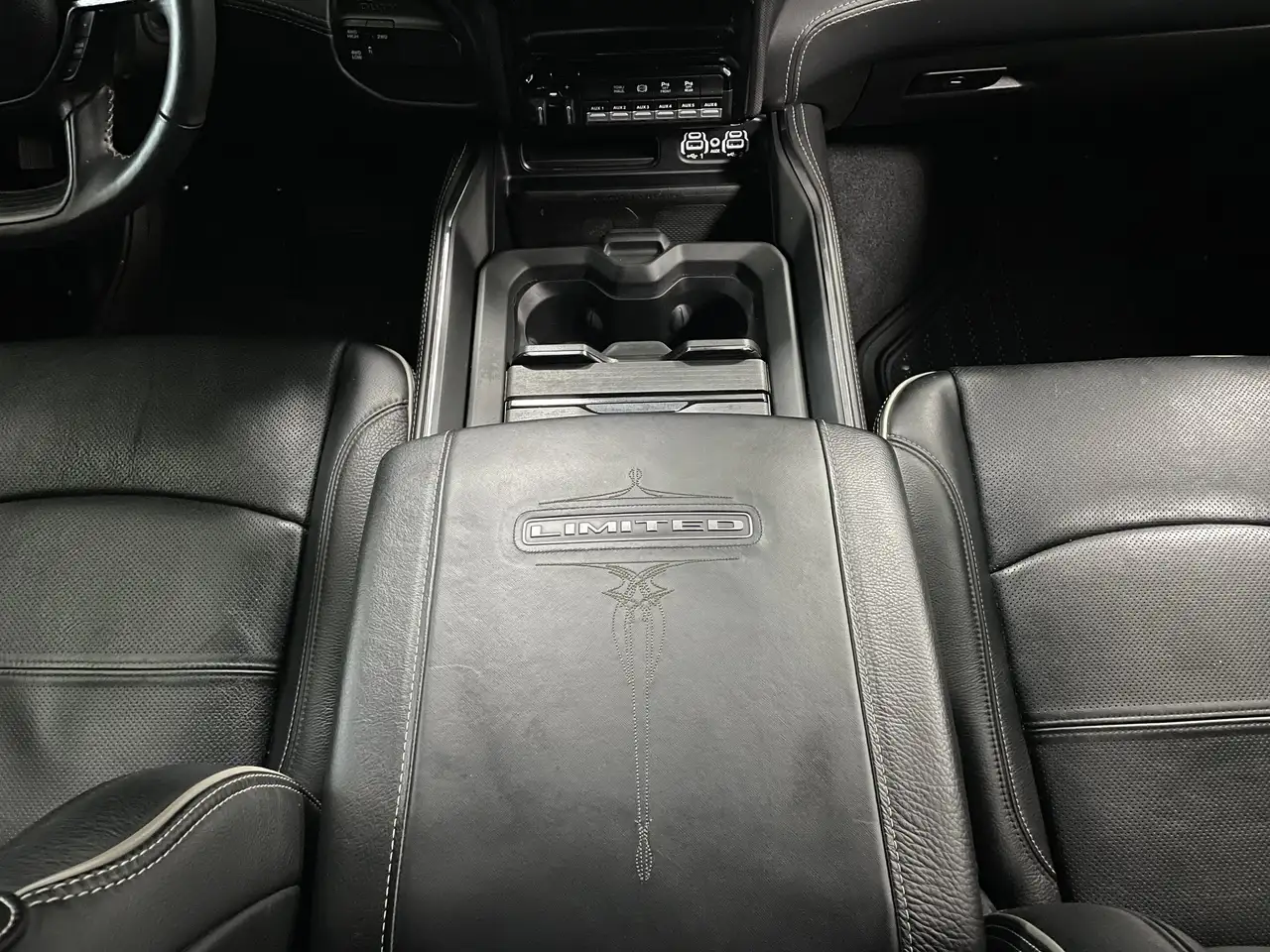 RAM 2500 снимка RAM 2500