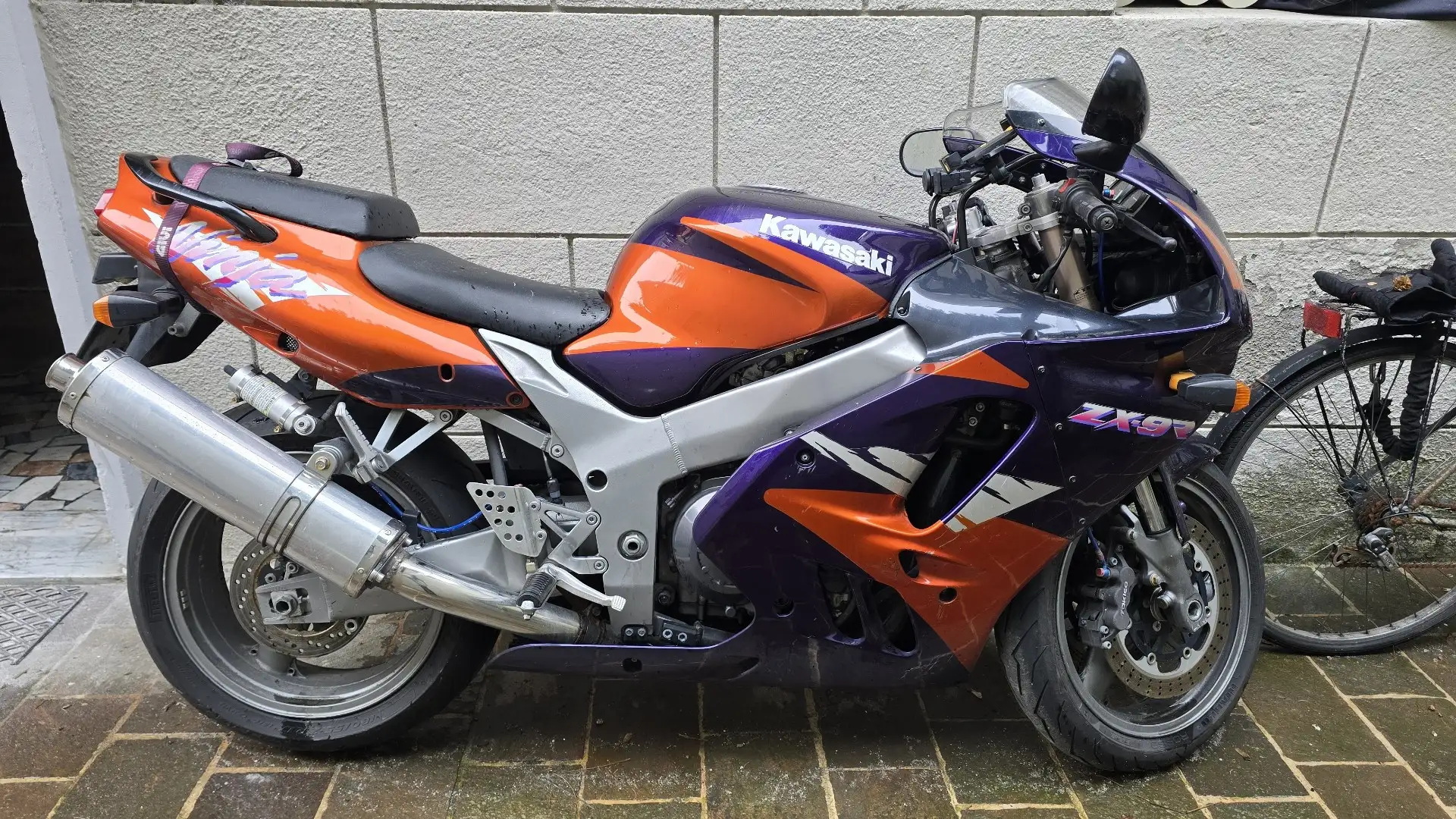 Kawasaki Ninja ZX-9R Burdeos - 1