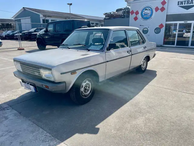 Fiat 131 131 4p 1.6 TC AUTOMATICA