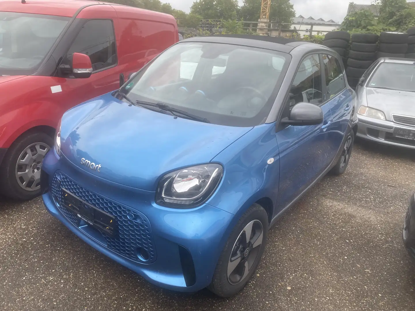 smart forFour electric drive / EQ (453.091) Blau - 1