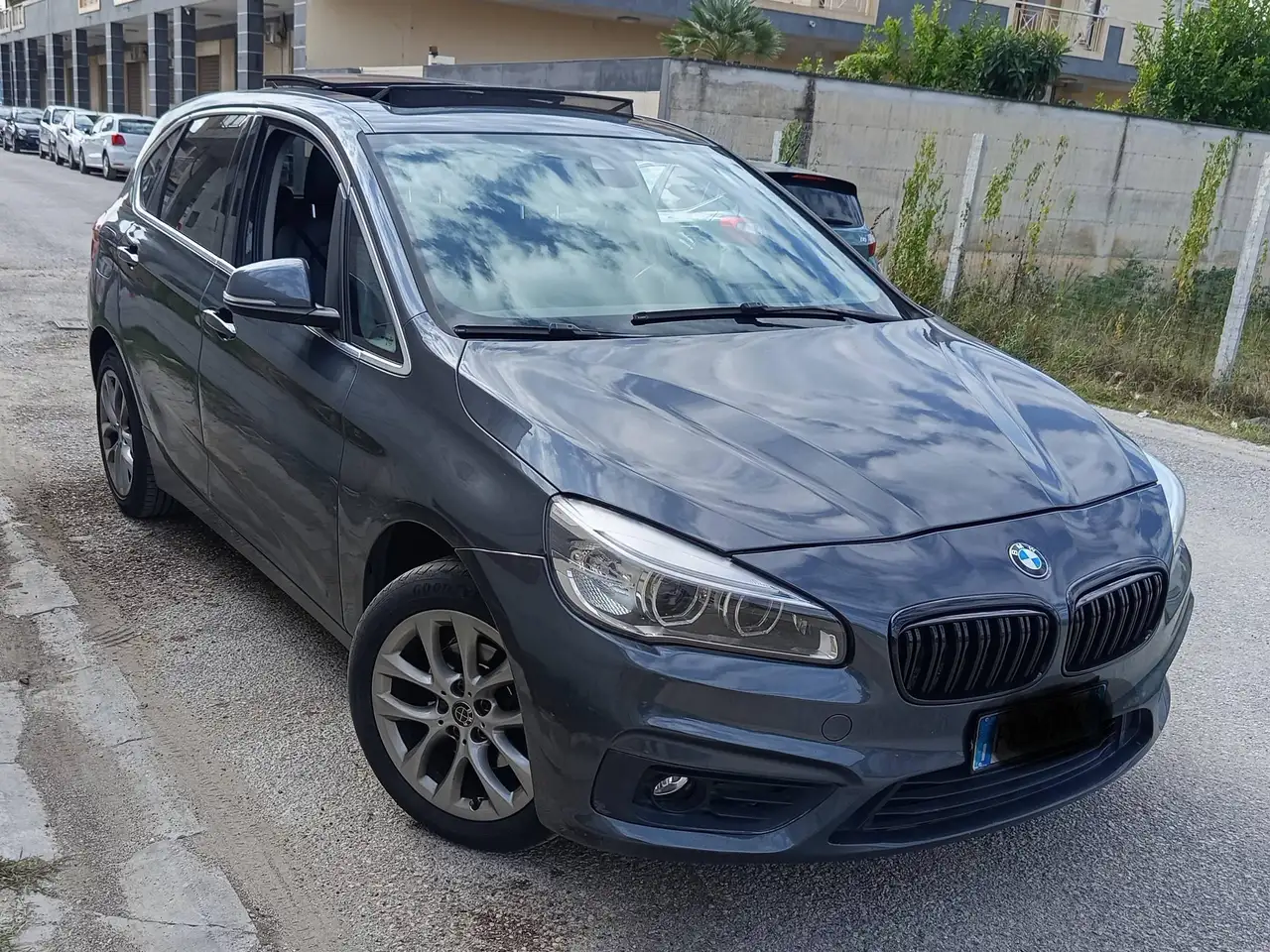BMW 216