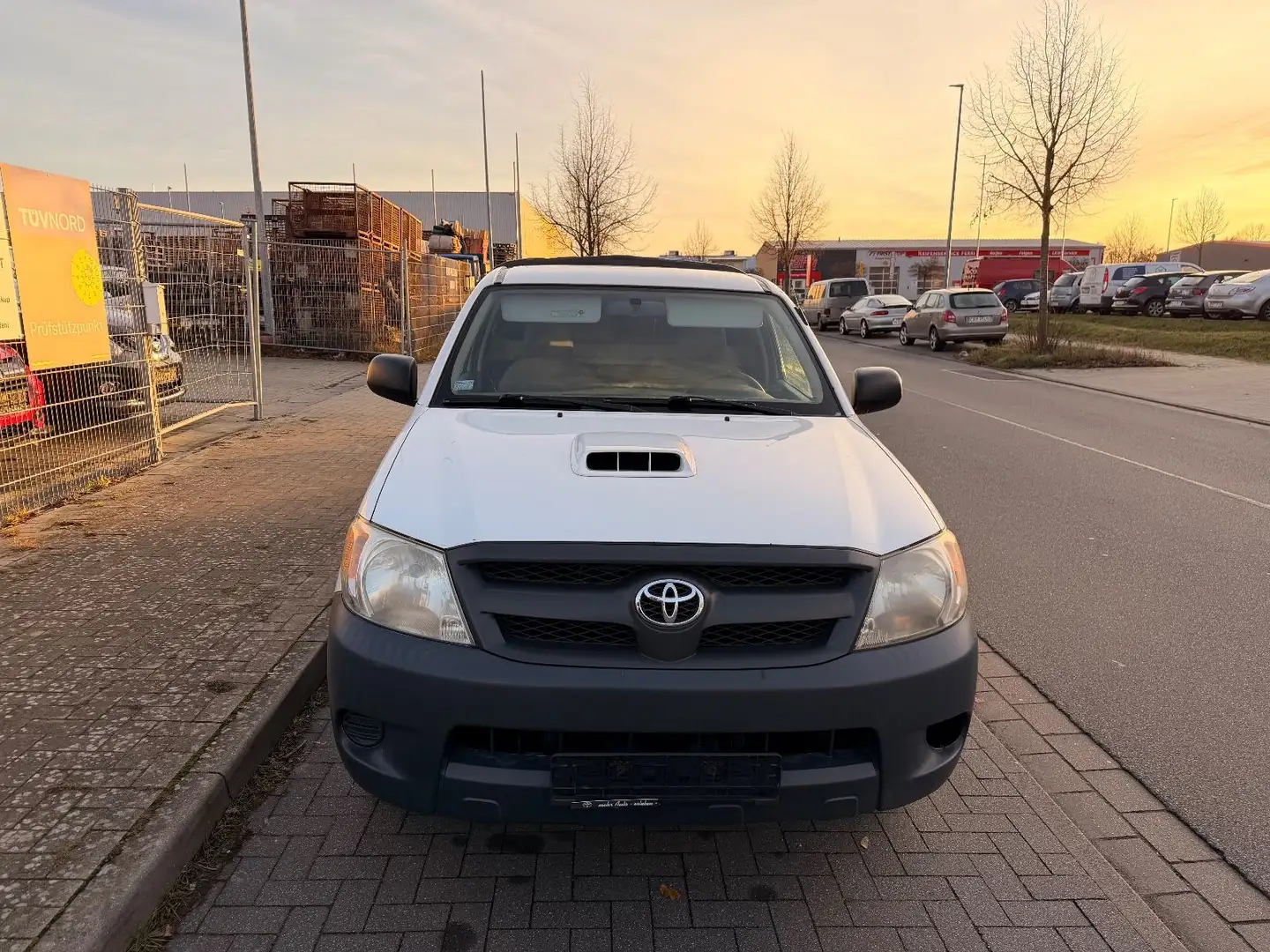 Toyota Hilux Single Cab 2,5 D-4D *2.Hand*LKW-Zulassung* Wit - 2