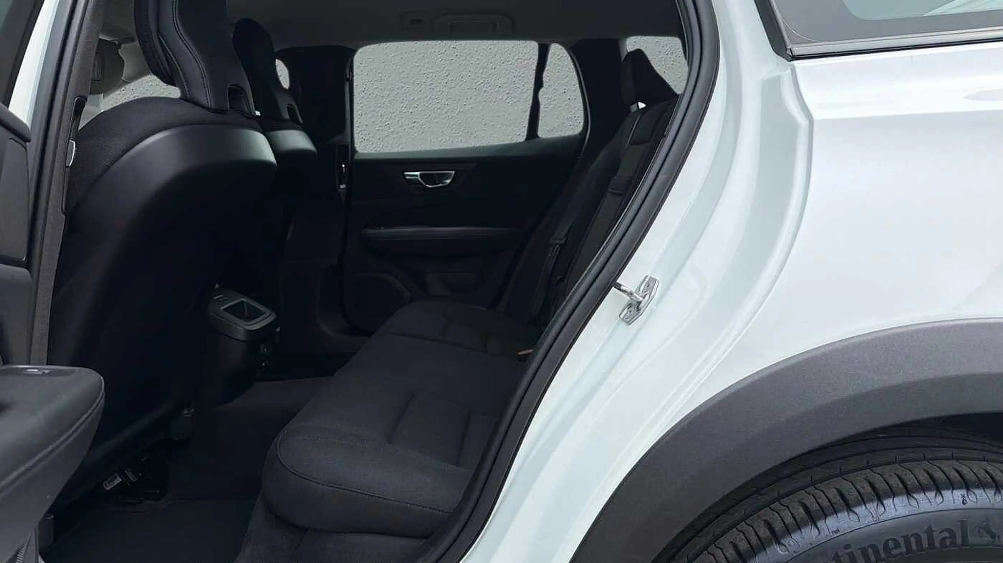Volvo V60 Cross Country V60 CC II V60 Cross Country Advanced, B4 AWD mildh — photo 7