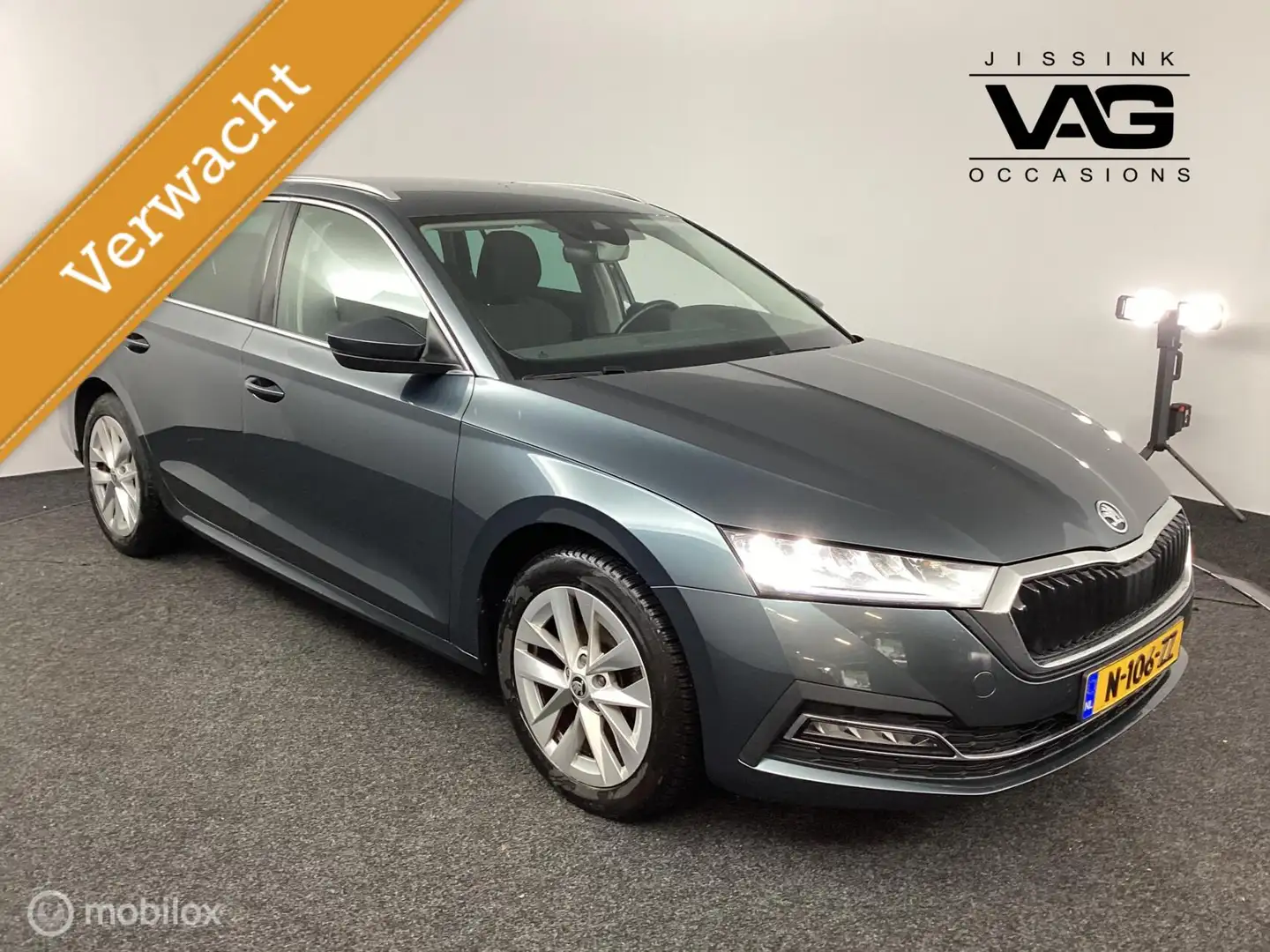 Skoda Octavia Combi 1.0 e-TSI Sport Business Gris - 1