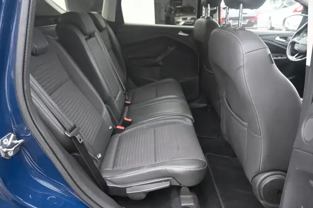 Ford Kuga view 15