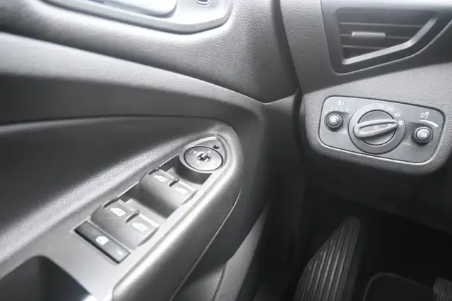 Ford Kuga view 26