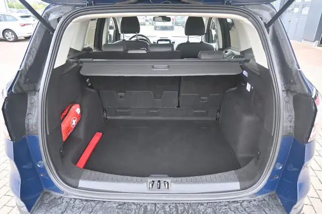 Ford Kuga view 16