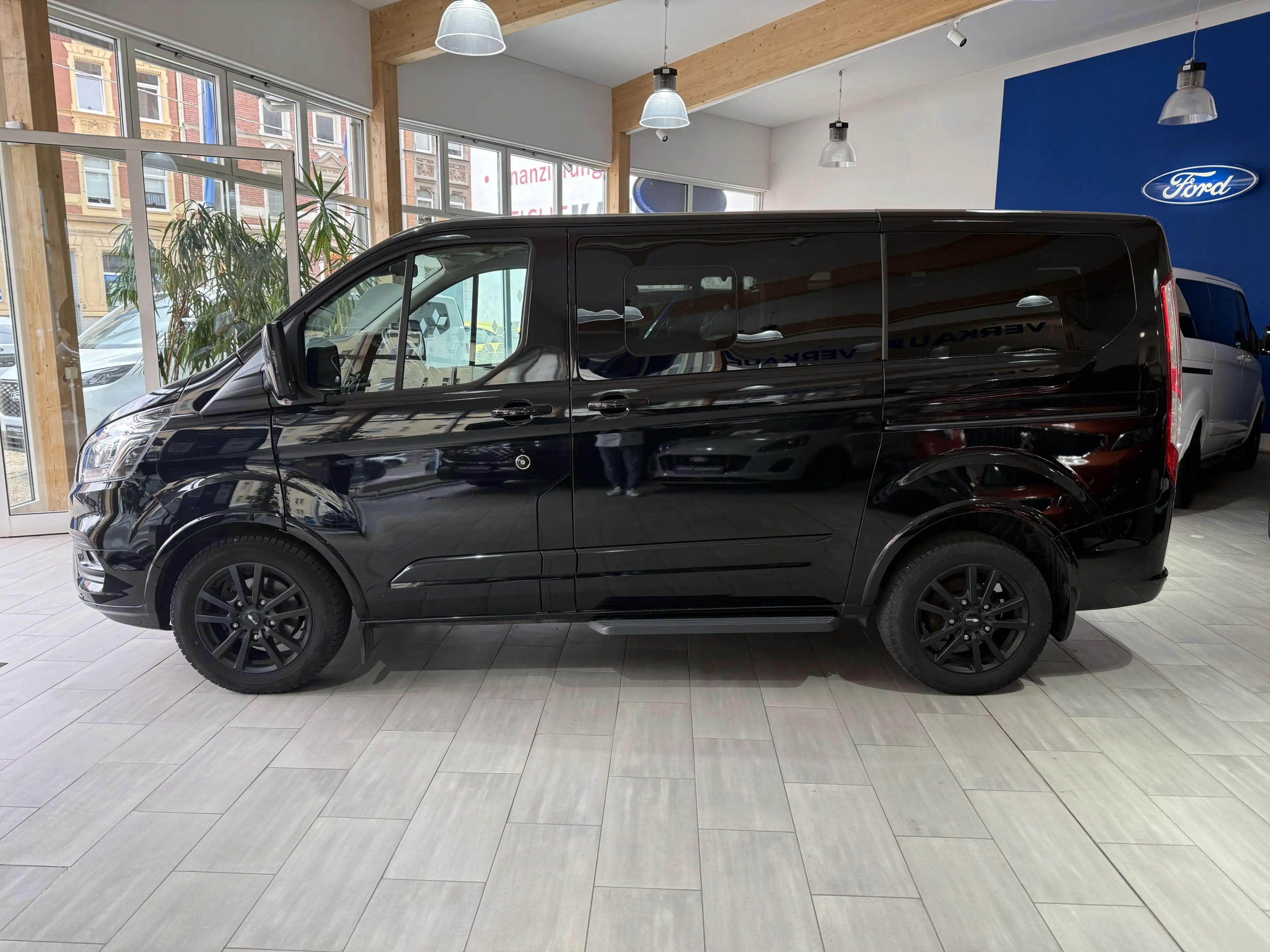 Ford Tourneo Custom Titanium L1 Winter-Paket / Toter-Winkel-Assistent — photo 8