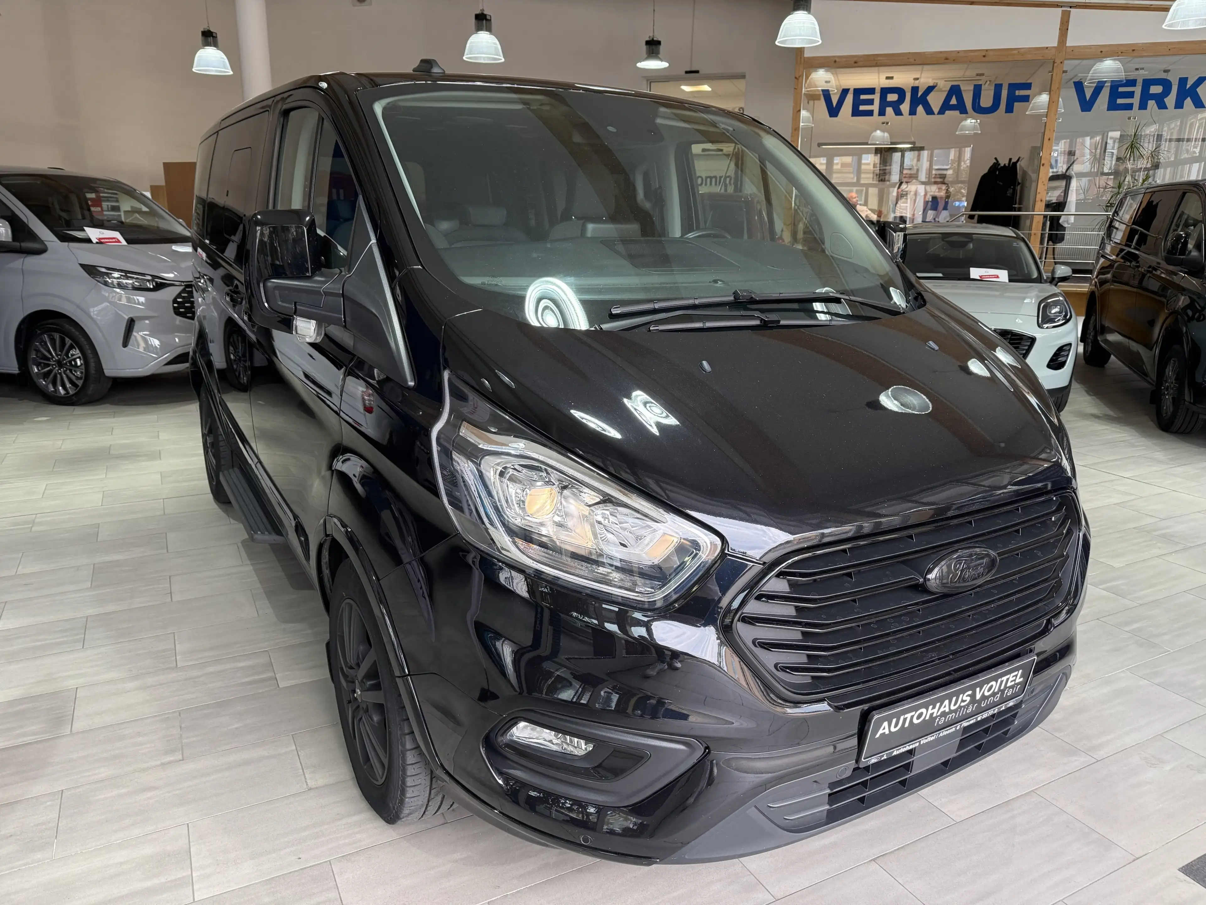 Ford Tourneo Custom Titanium L1 Winter-Paket / Toter-Winkel-Assistent — photo 3
