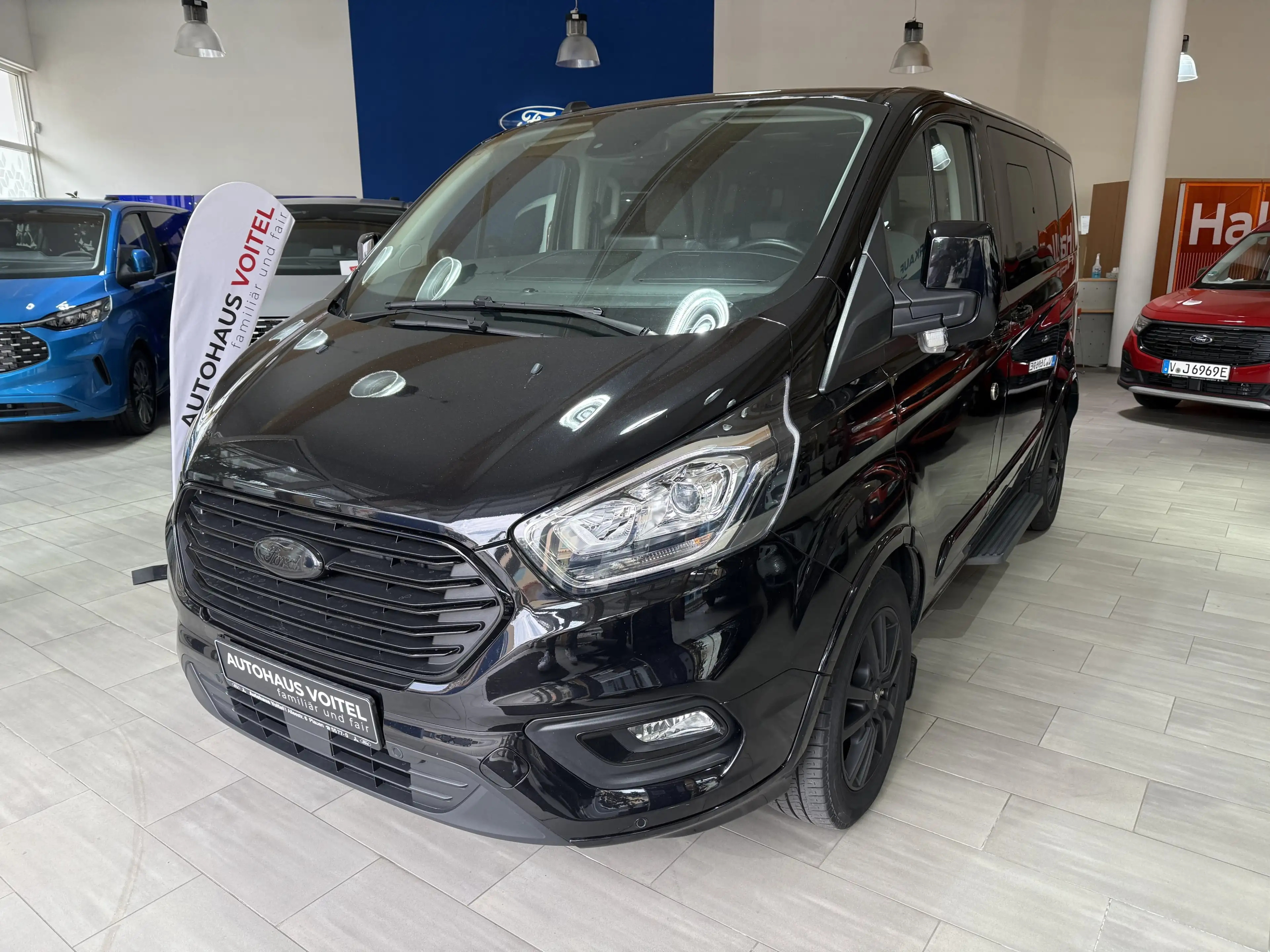 Ford Tourneo Custom Titanium L1 Winter-Paket / Toter-Winkel-Assistent