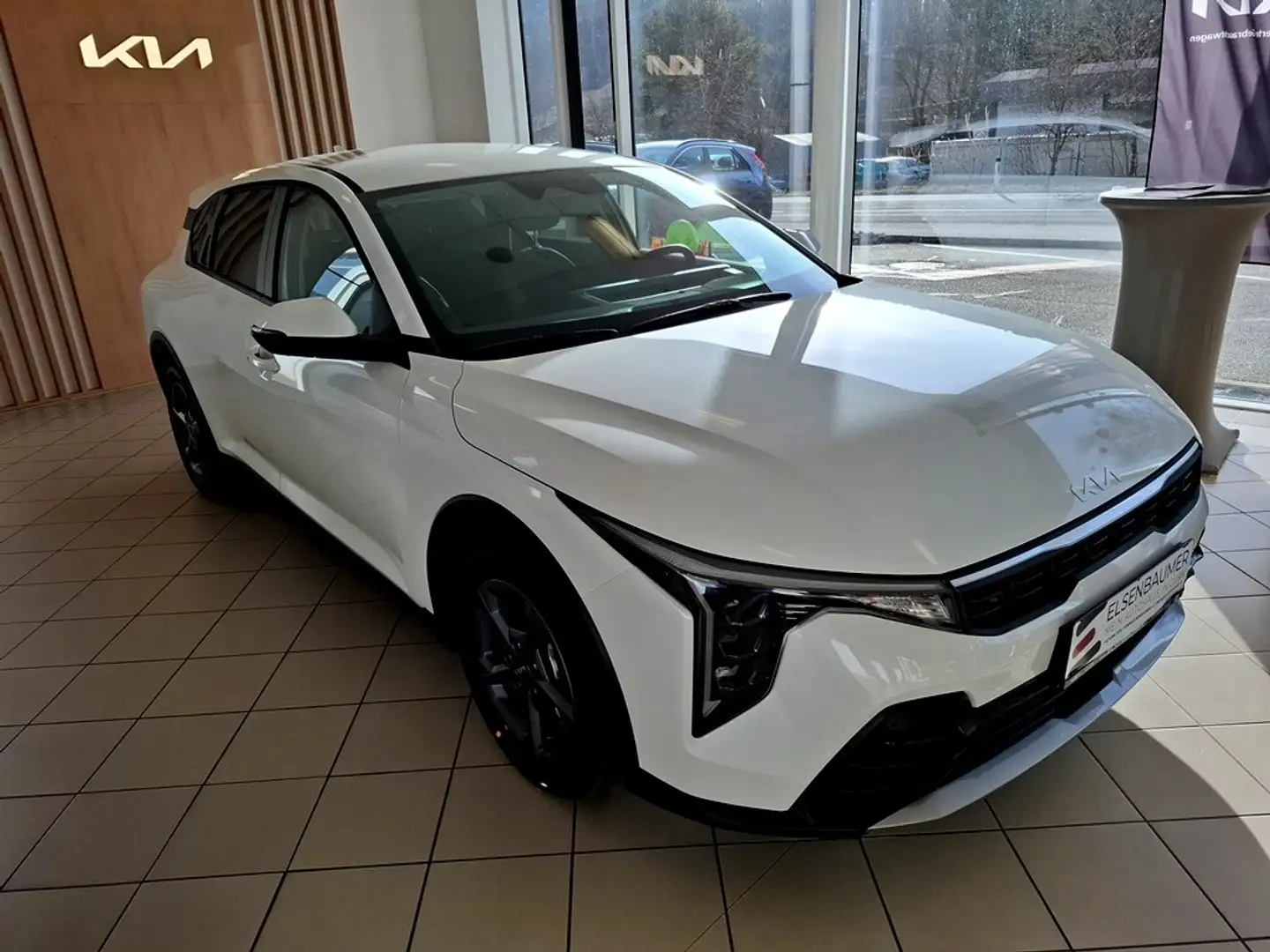 Kia K4 1,0 TGDI 48V Silber DCT Weiß - 2