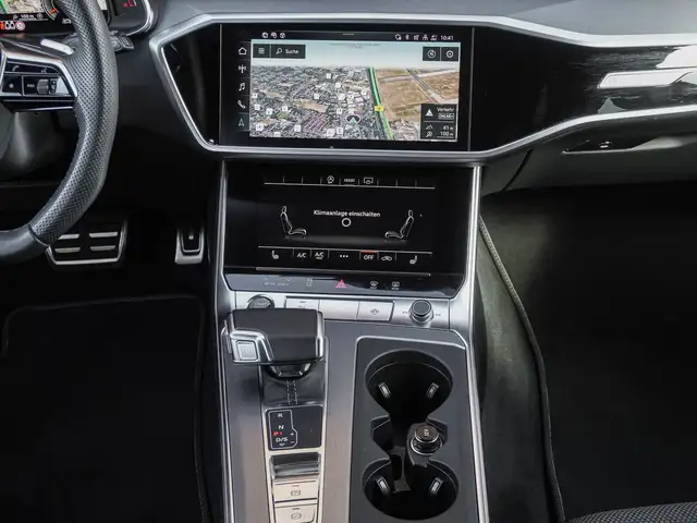 Audi A6 view 13