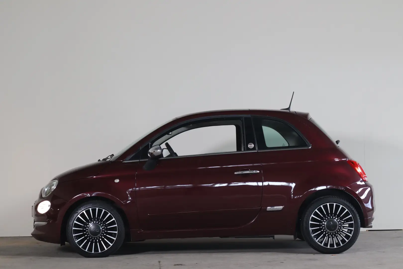 Fiat 500 0.9 TwinAir Turbo Lounge NL-Auto!! Panoramadak I C Rood - 2