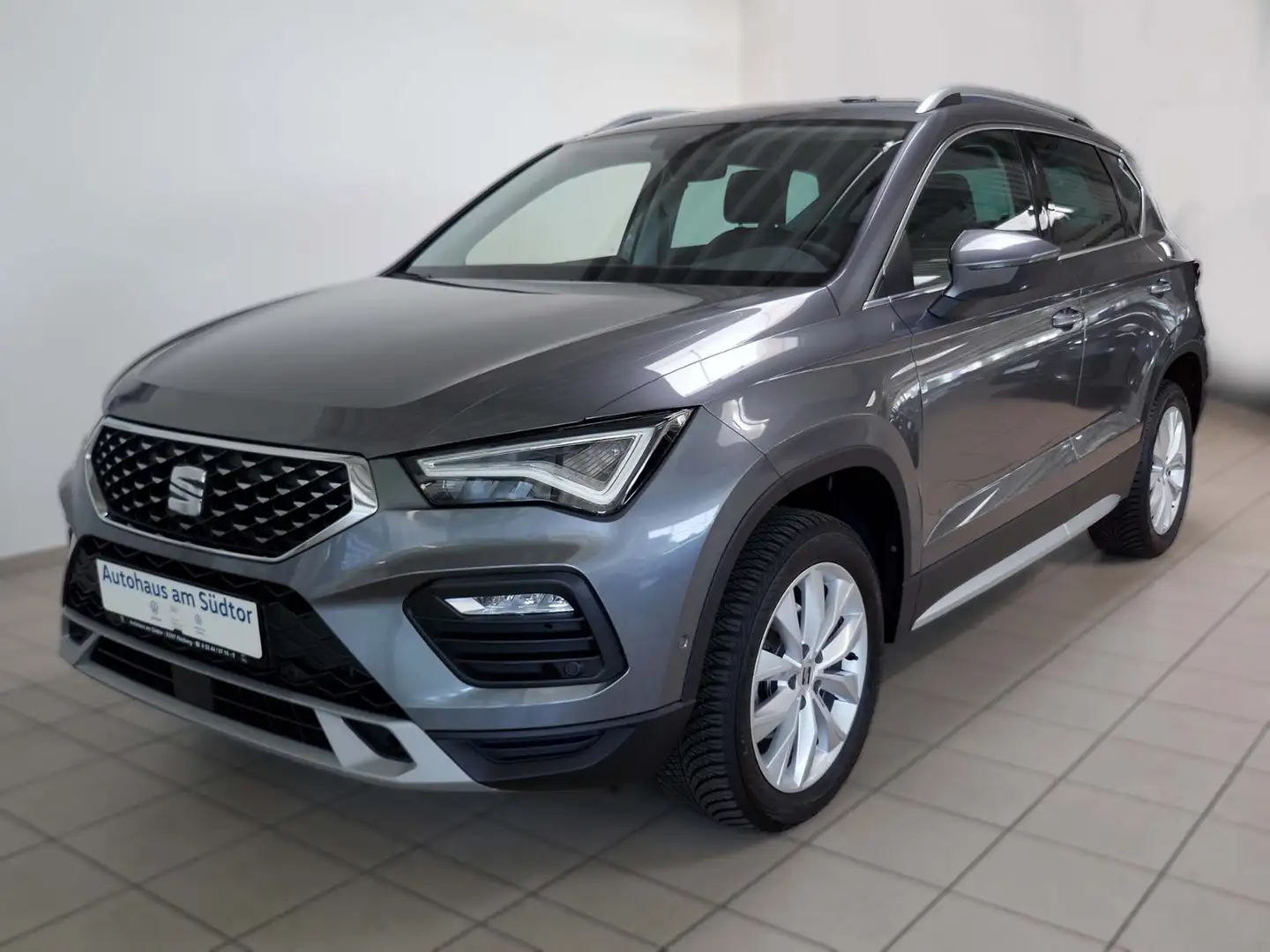 SEAT Ateca Xperience 1.5 TSI | LED AHK RFK ACC Grau - 2