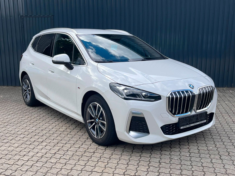 BMW 218 218i Aut Active Tourer M SPORT /Kamera/Komfortzu — photo 2