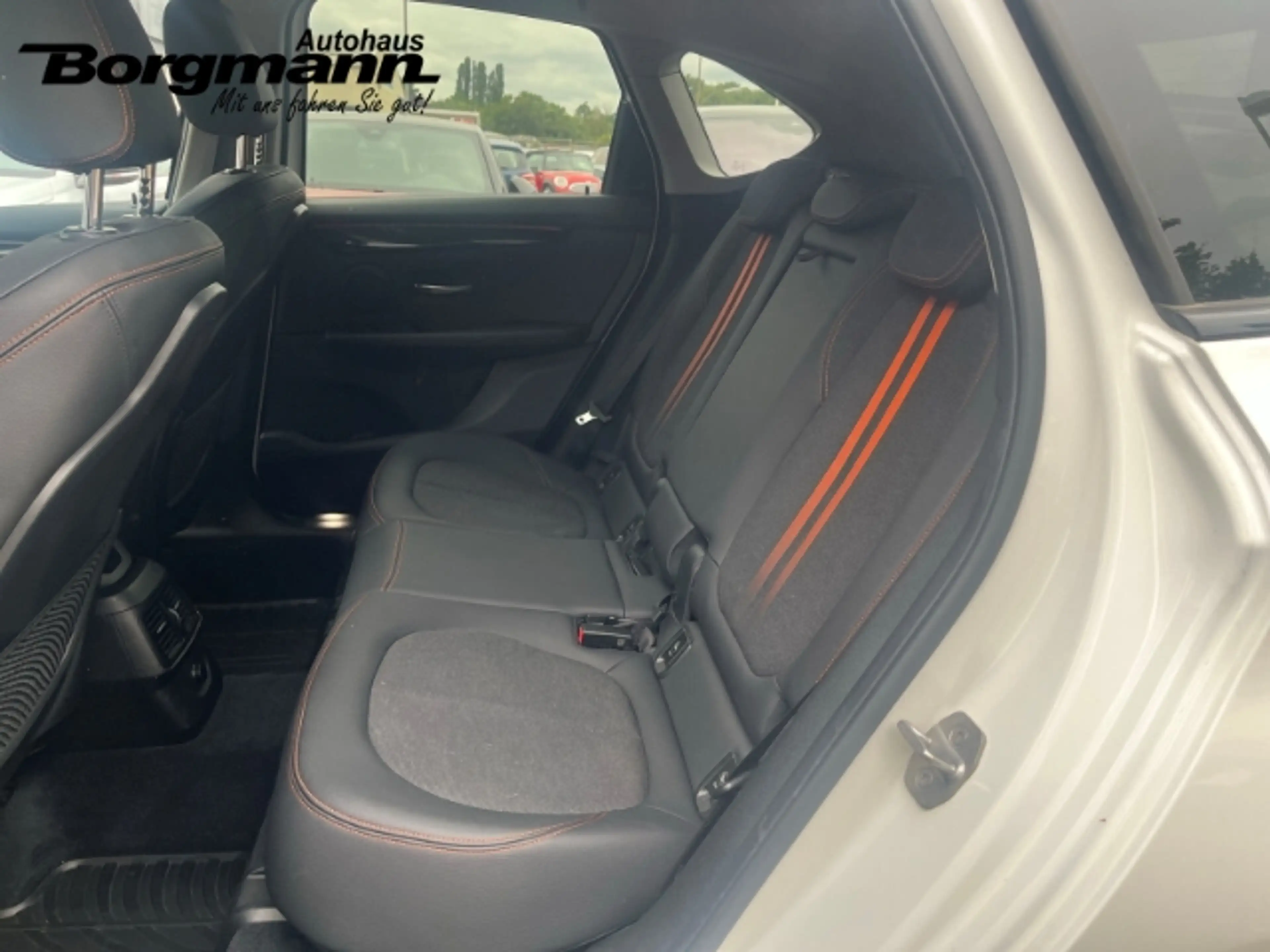 BMW 220 Active Tourer i Sport Line I ACTIVE TOURER AHK-abn — photo 9