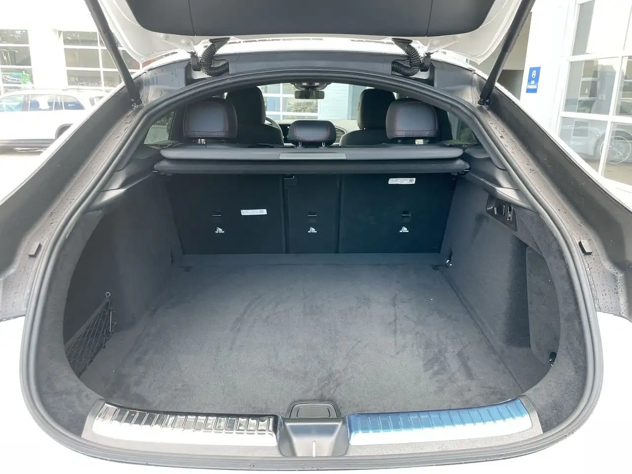 Mercedes-Benz GLE снимка Mercedes-Benz GLE