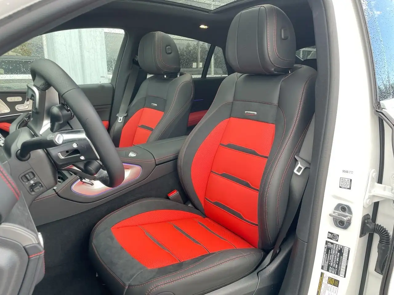 Mercedes-Benz GLE снимка Mercedes-Benz GLE