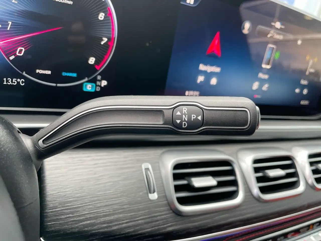 Mercedes-Benz GLE снимка Mercedes-Benz GLE