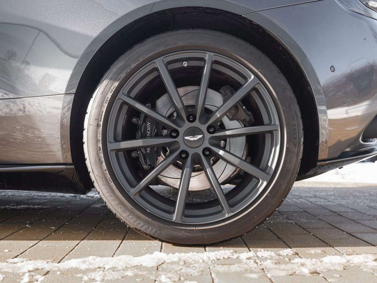 Aston Martin DB11 Coupé V8 -  - Joinsteer - #2