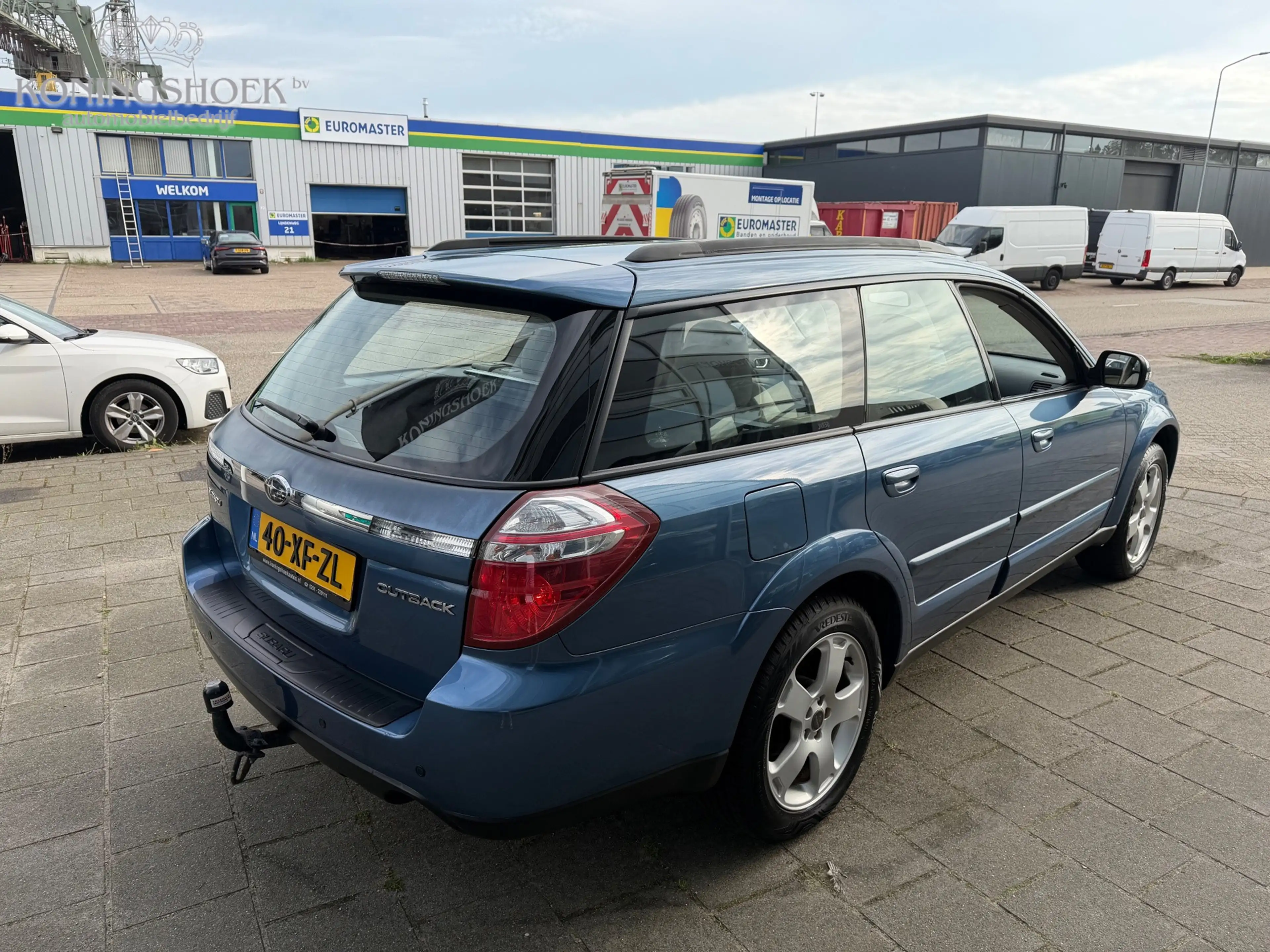 Subaru OUTBACK 2.5i Comfort — photo 6