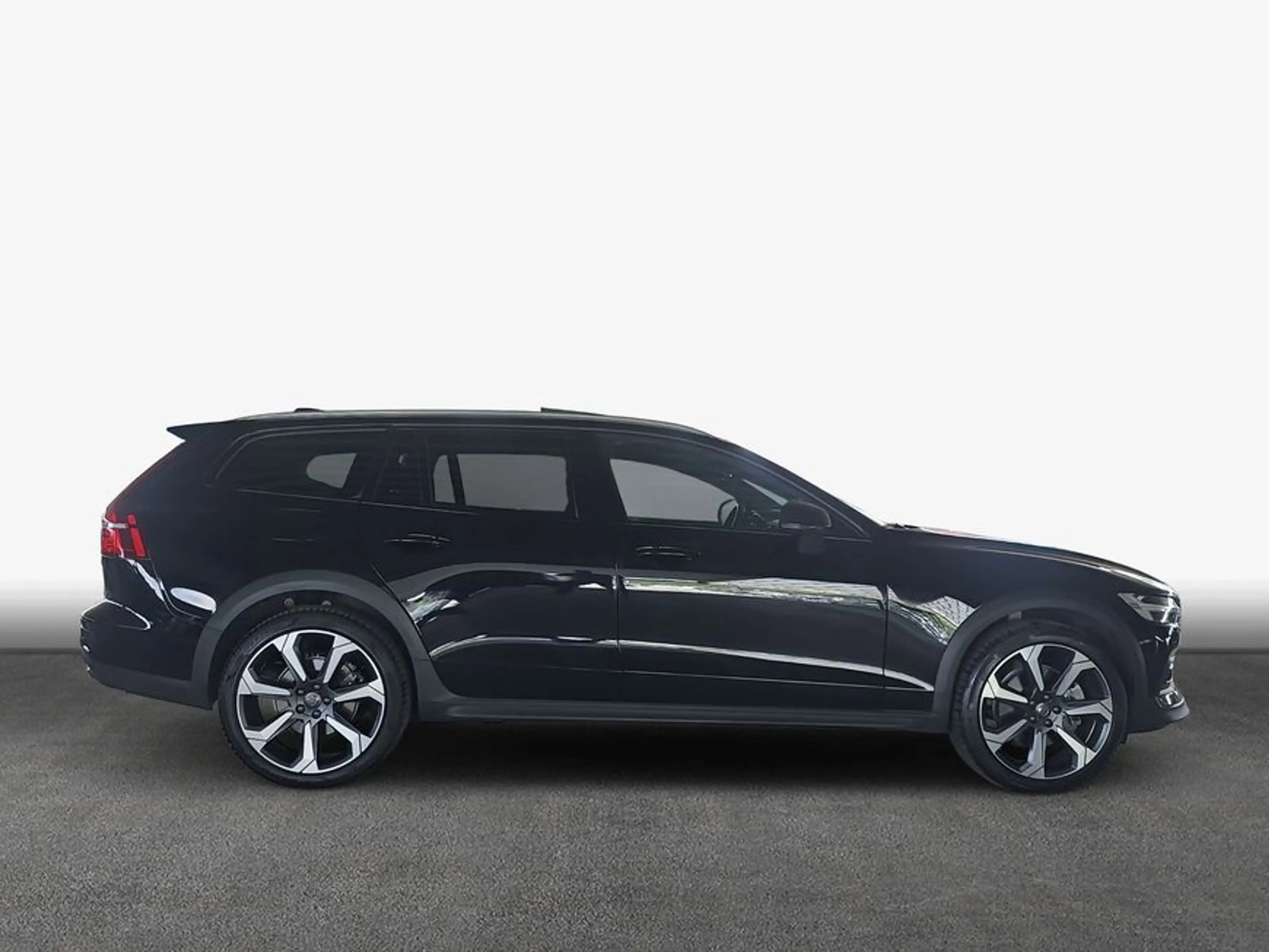 Volvo V60 Cross Country V60 Cross Country B4 D AWD Plus — photo 5