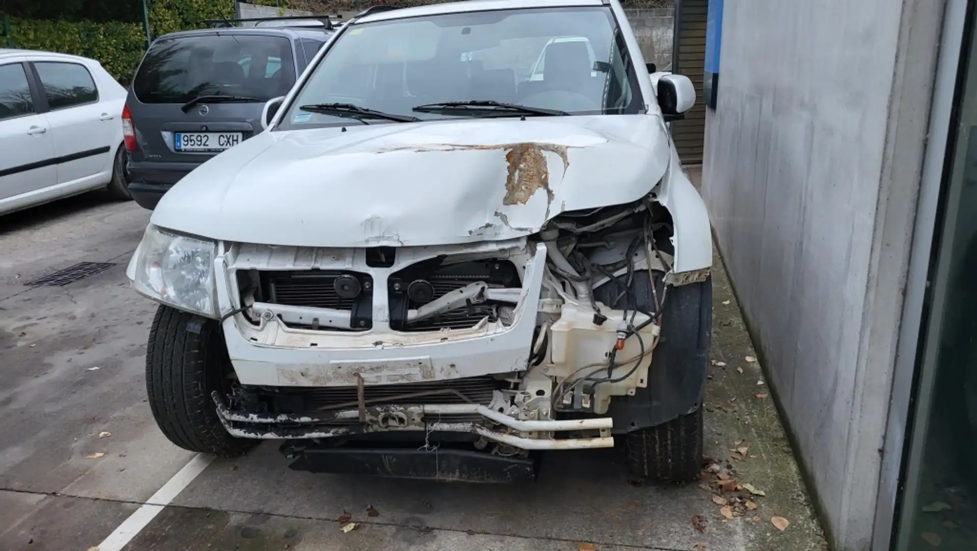 Suzuki Grand Vitara 1.9DDiS JX-A Blanco - 2