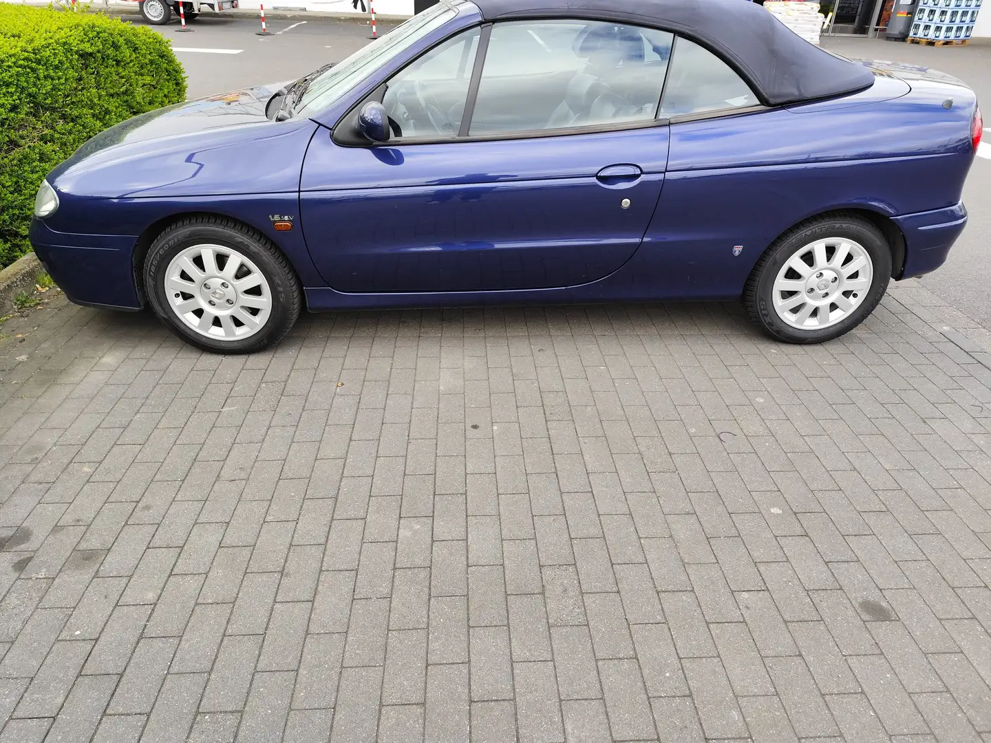 Renault Megane Синій - 2