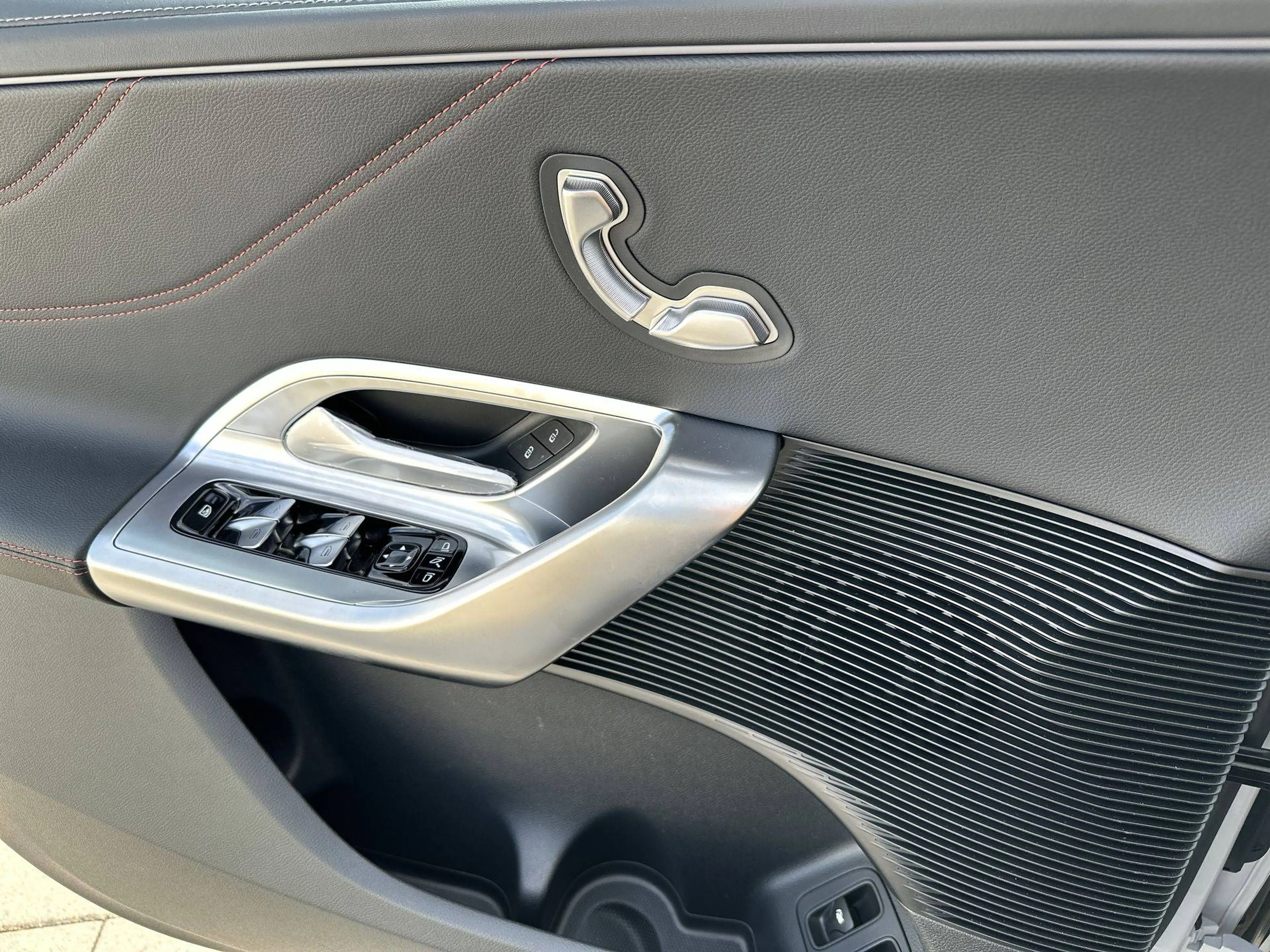 Mercedes-Benz GLC 400 4MATIC ELECTRIC AMG Line Distronic Trekhaak Nightpakket Pano Dak — photo 10