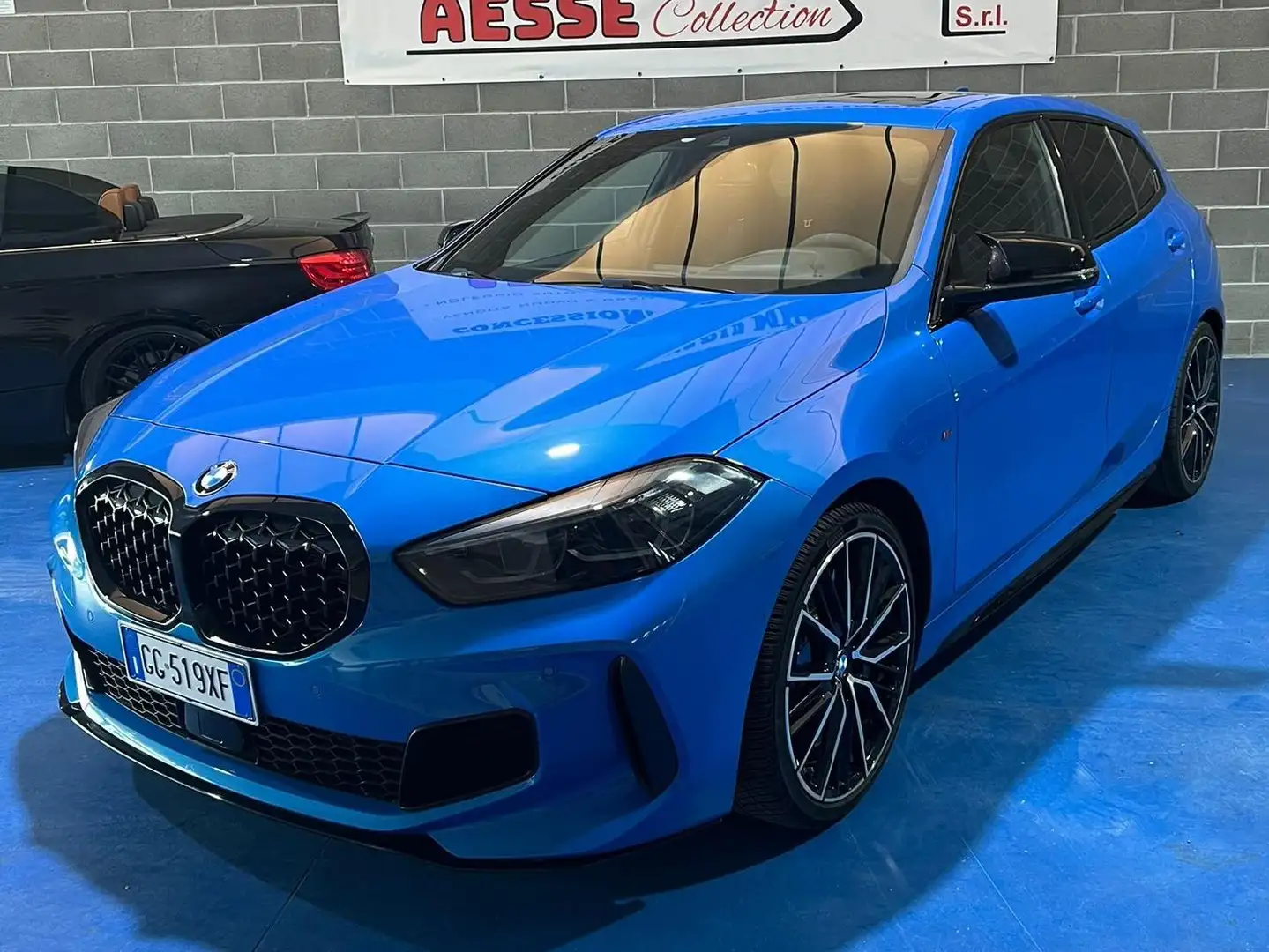 BMW 135 Serie 1 F40 M 135i xdrive auto Blauw - 1