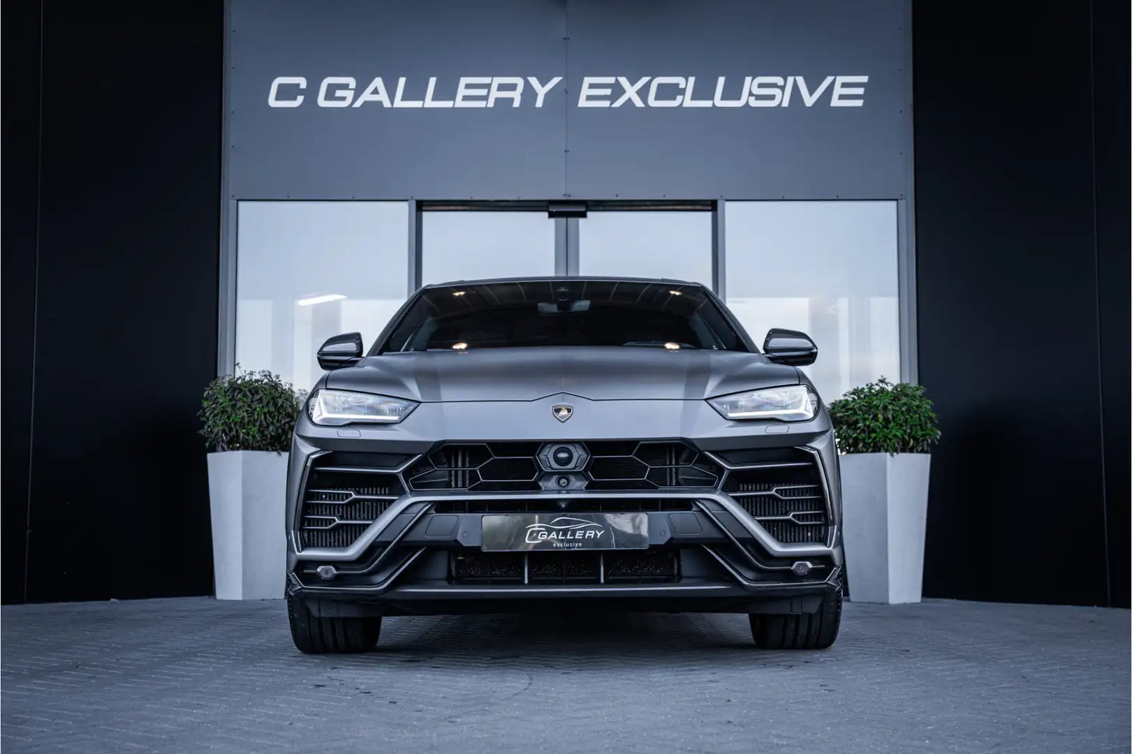 Lamborghini Urus 4.0 V8 - Panorama | Original Matte | 23'inch | B&O Grijs - 2
