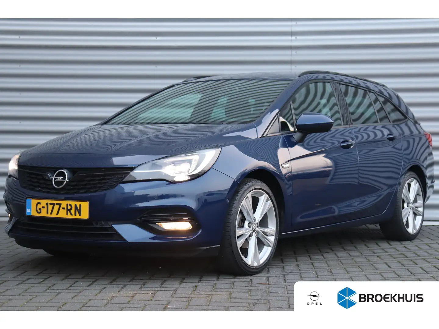 Opel Astra Sports Tourer 1.2 TURBO 110PK LAUNCH ELEGANCE+ / N Blauw - 1