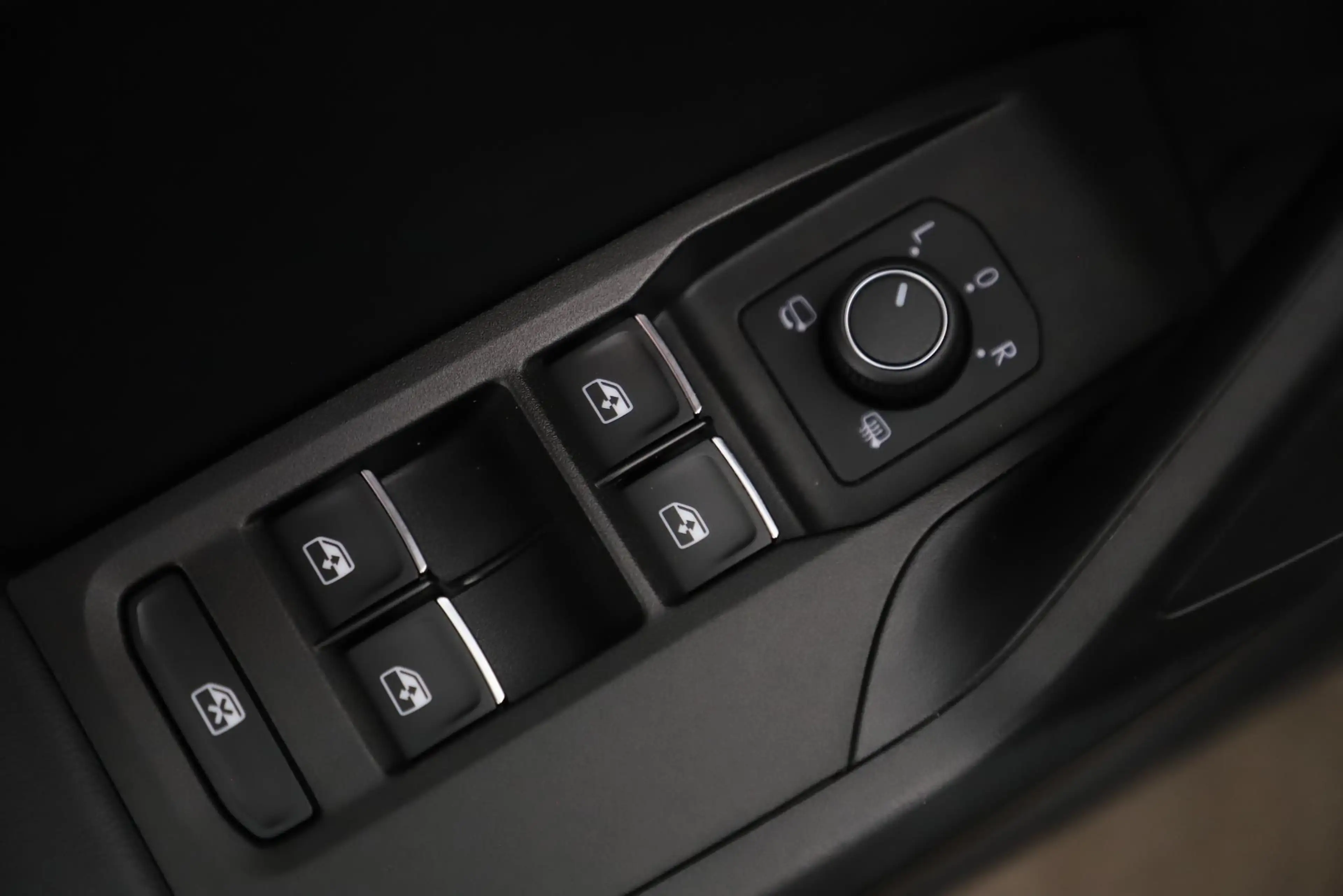SEAT Leon e-Hybrid Sportstourer 1.4 TSI eHybrid PHEV FR Business Inte — photo 14