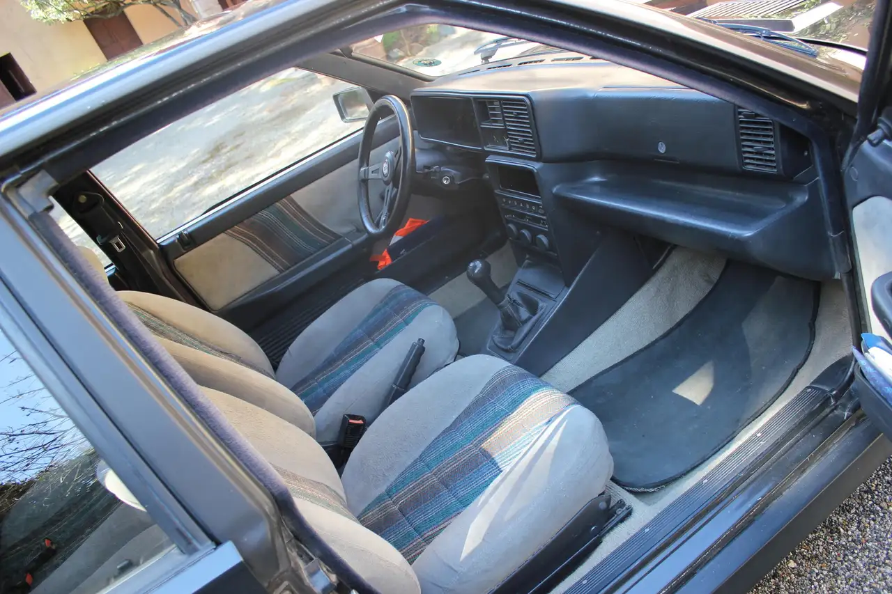 Lancia Delta 1.6 Turbo HF RST, foto 5