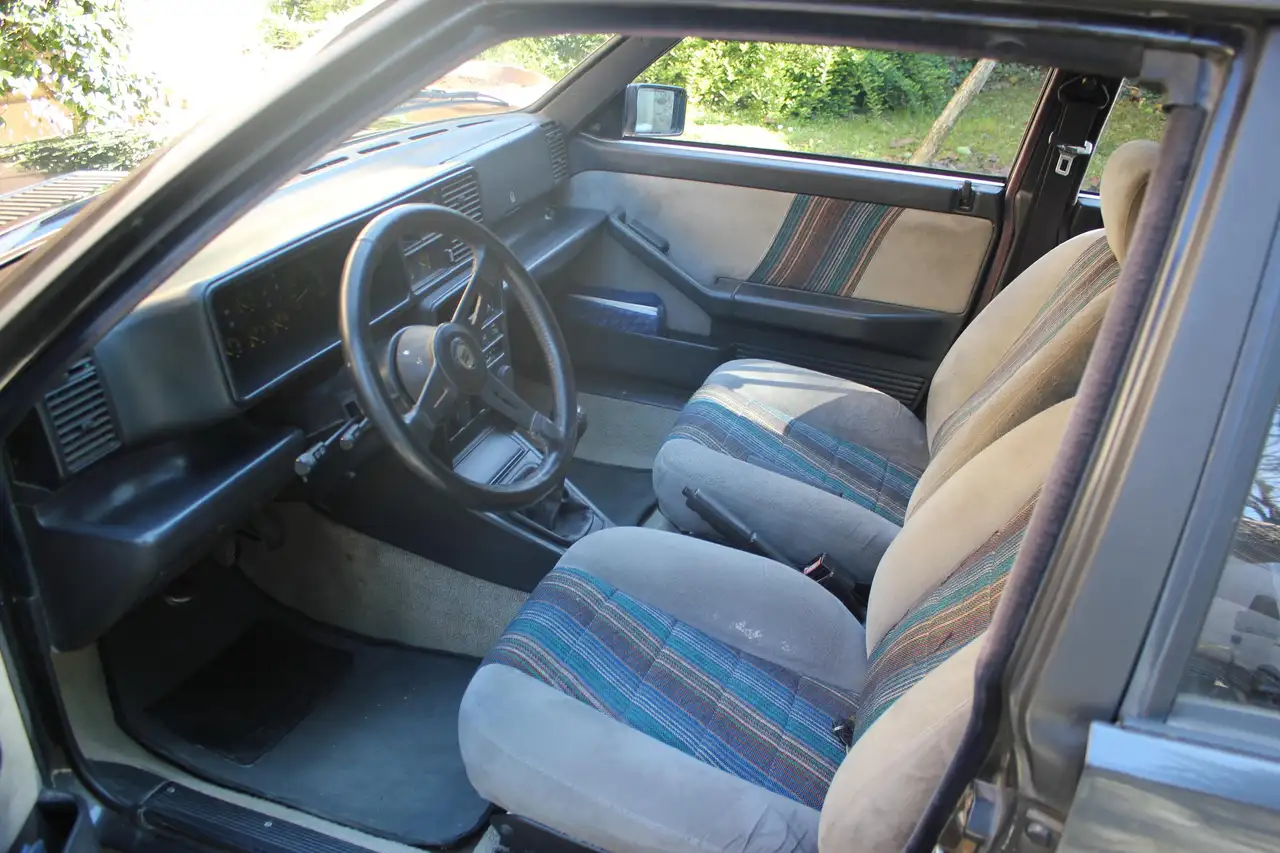Lancia Delta 1.6 Turbo HF RST, foto 4