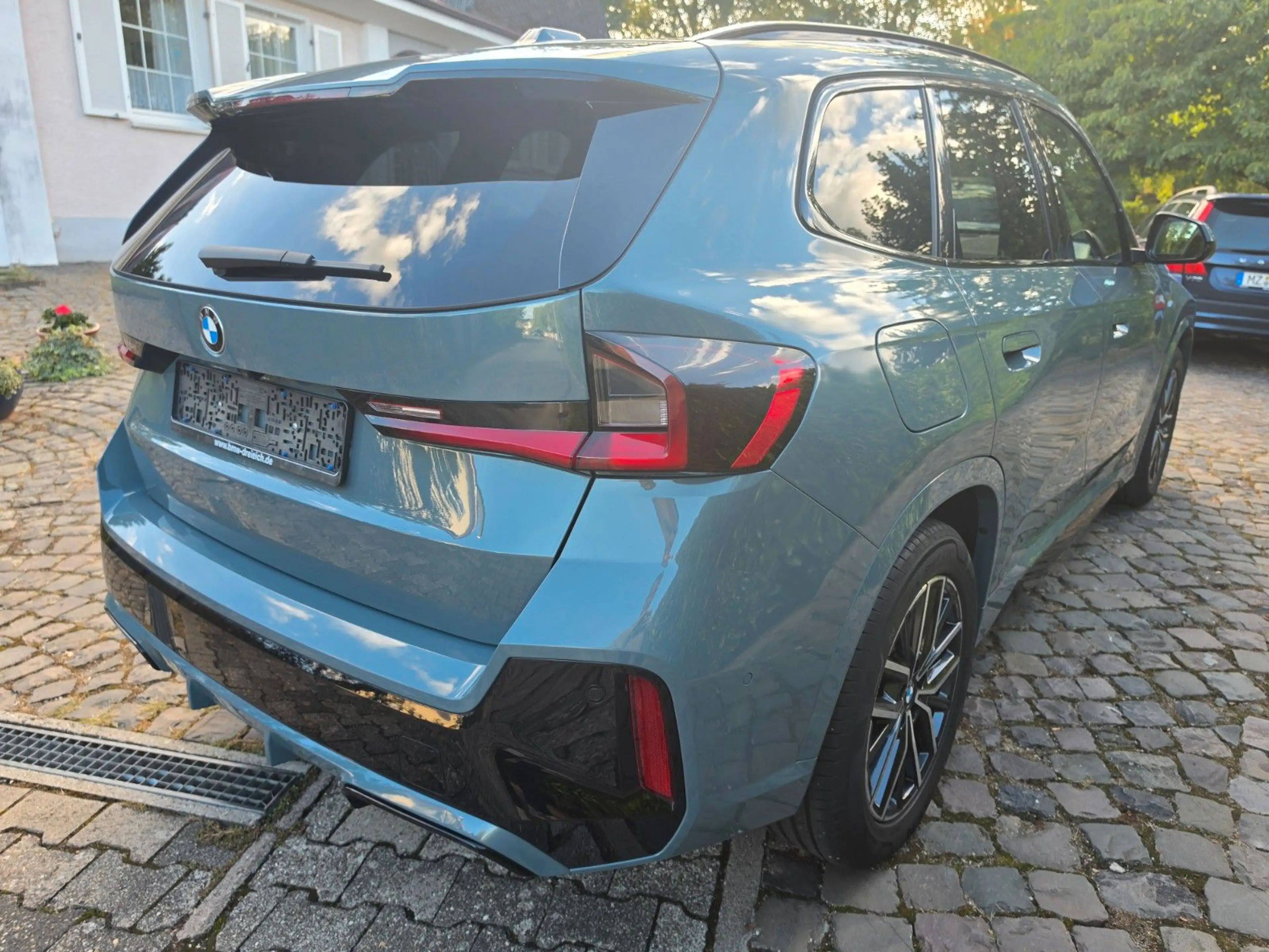 BMW X1 sDrive 18d M Sport Leder Harman A-LED Kamera — photo 8