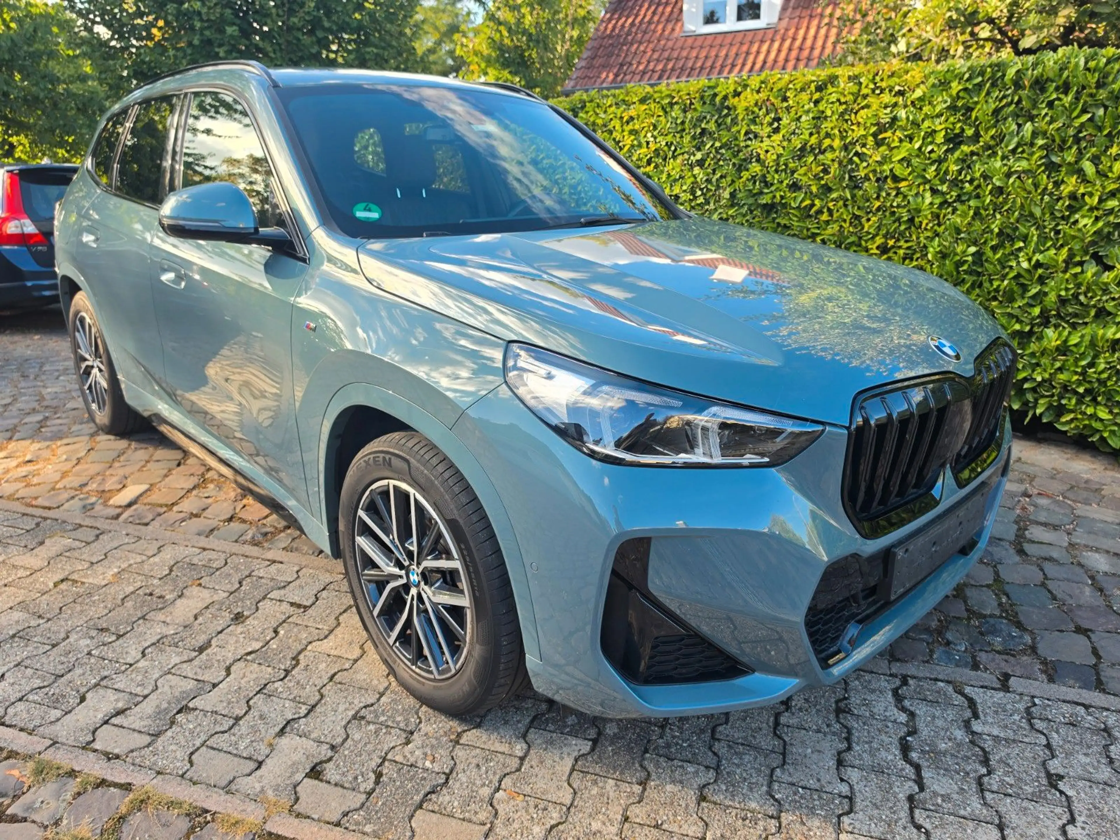 BMW X1 sDrive 18d M Sport Leder Harman A-LED Kamera — photo 3